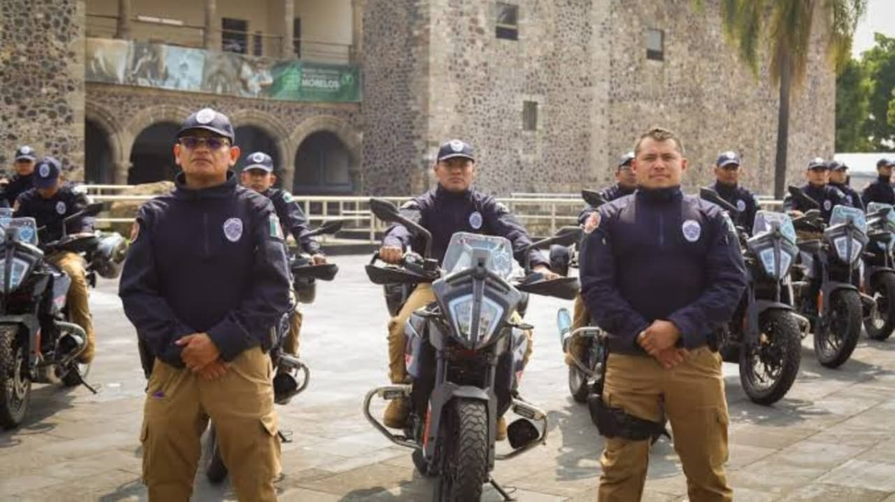 Capacitan a policías para buen trato a turistas