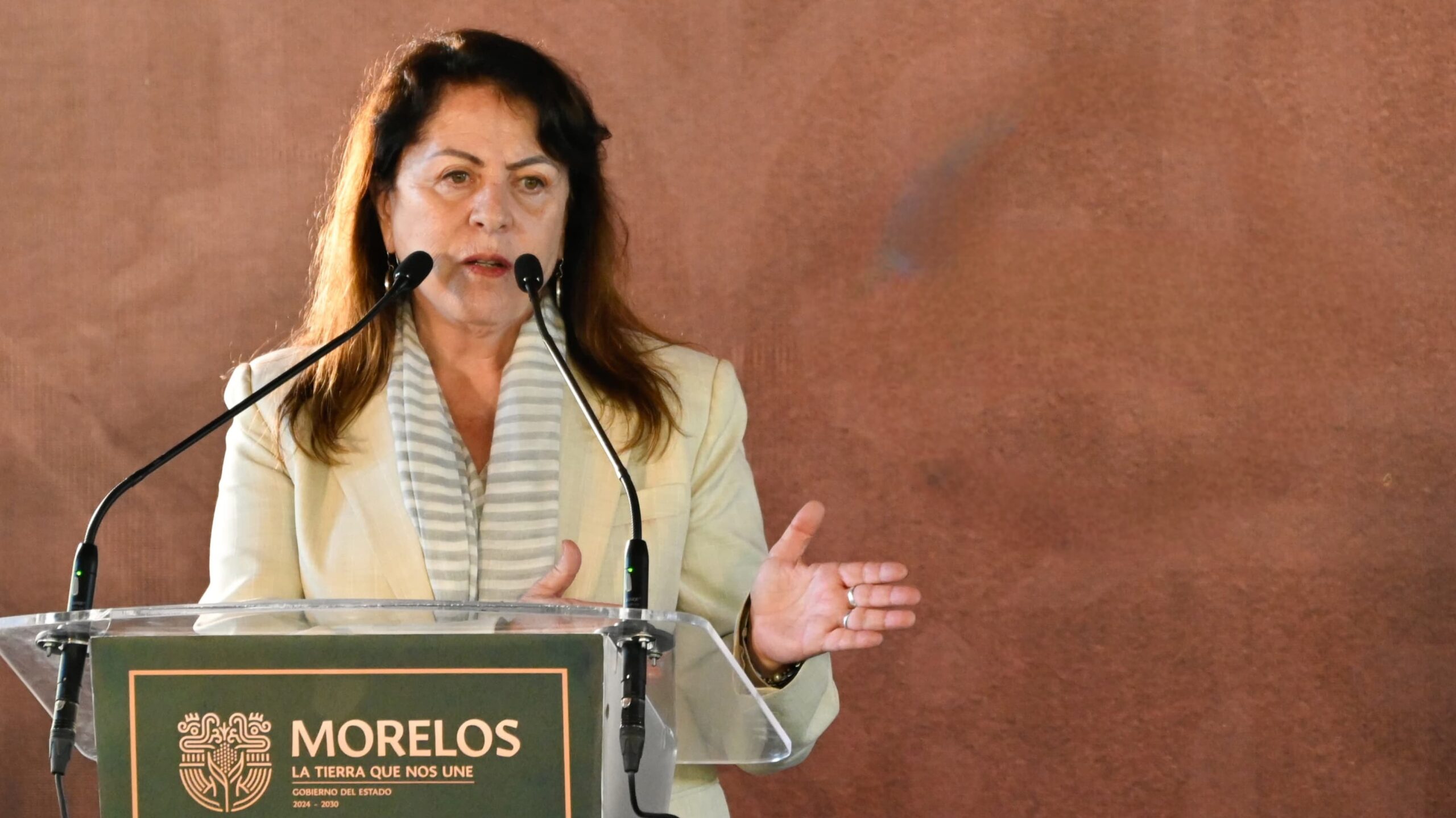 Margarita González denuncia campaña política en su contra