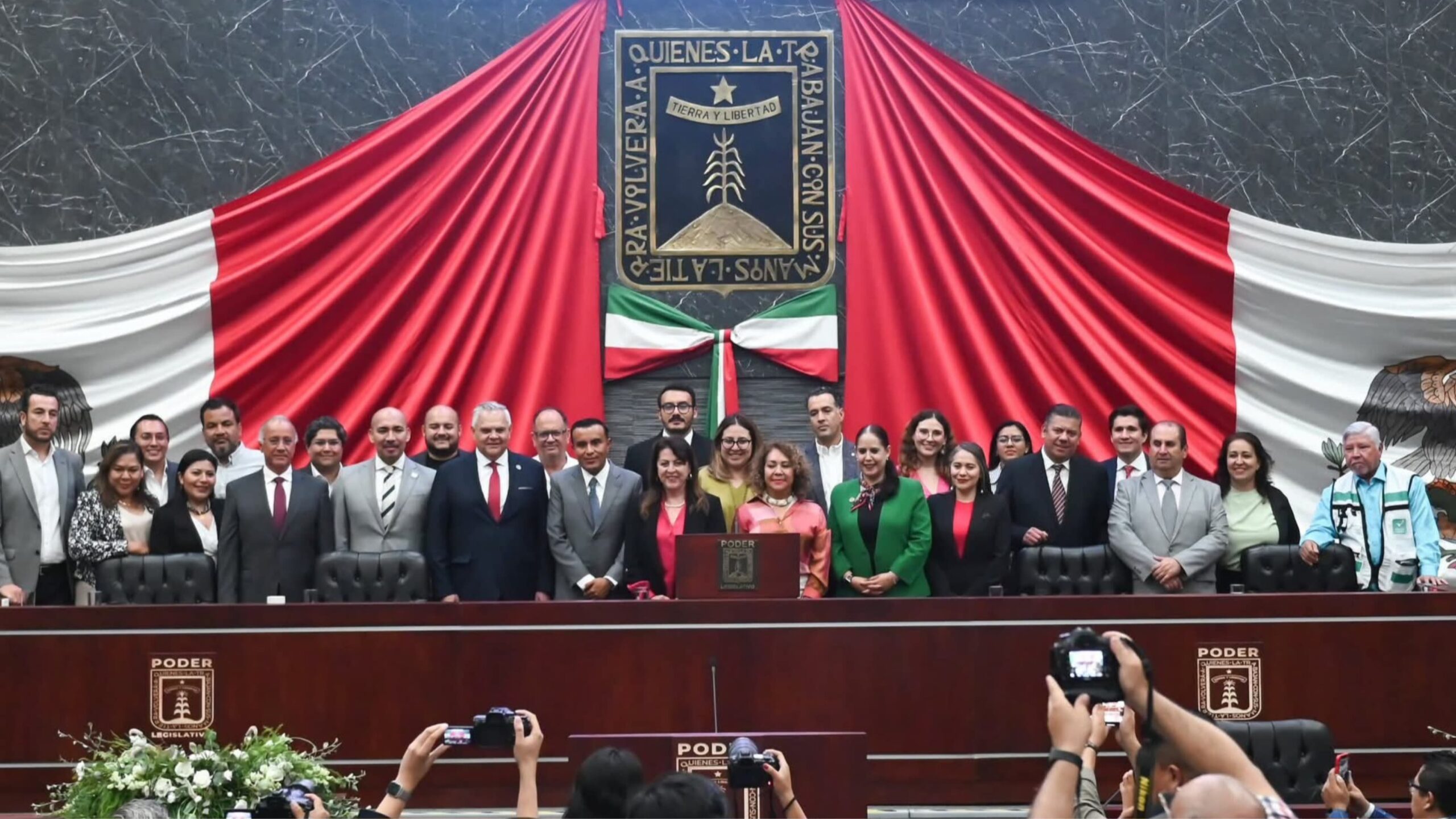 Declaran Apertura del Primer Período Ordinario de Sesiones del Segundo Año de Ejercicio Constitucional de la LVI Legislatura