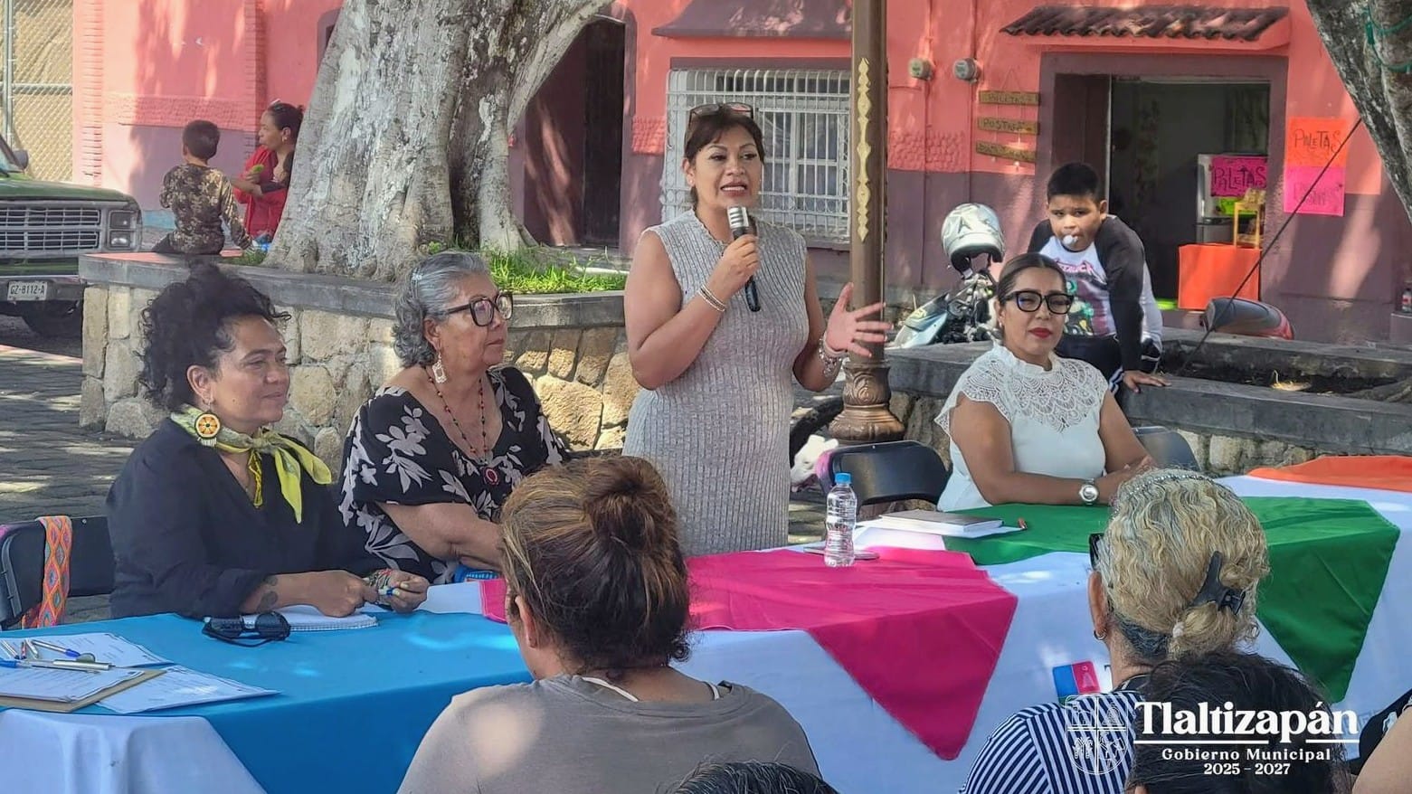 Impulsan artesanos y prestadores de servicios el desarrollo turístico de Tlaltizapán