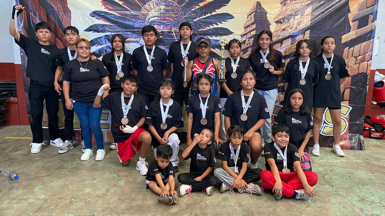 Logra selección de Morelos medallas de oro y plata en olimpiada nacional indigena de artes marciales