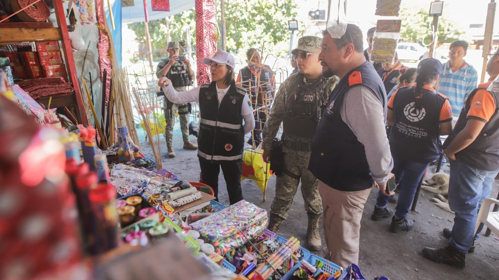 Supervisan venta de pirotecnia en Xoxocotla