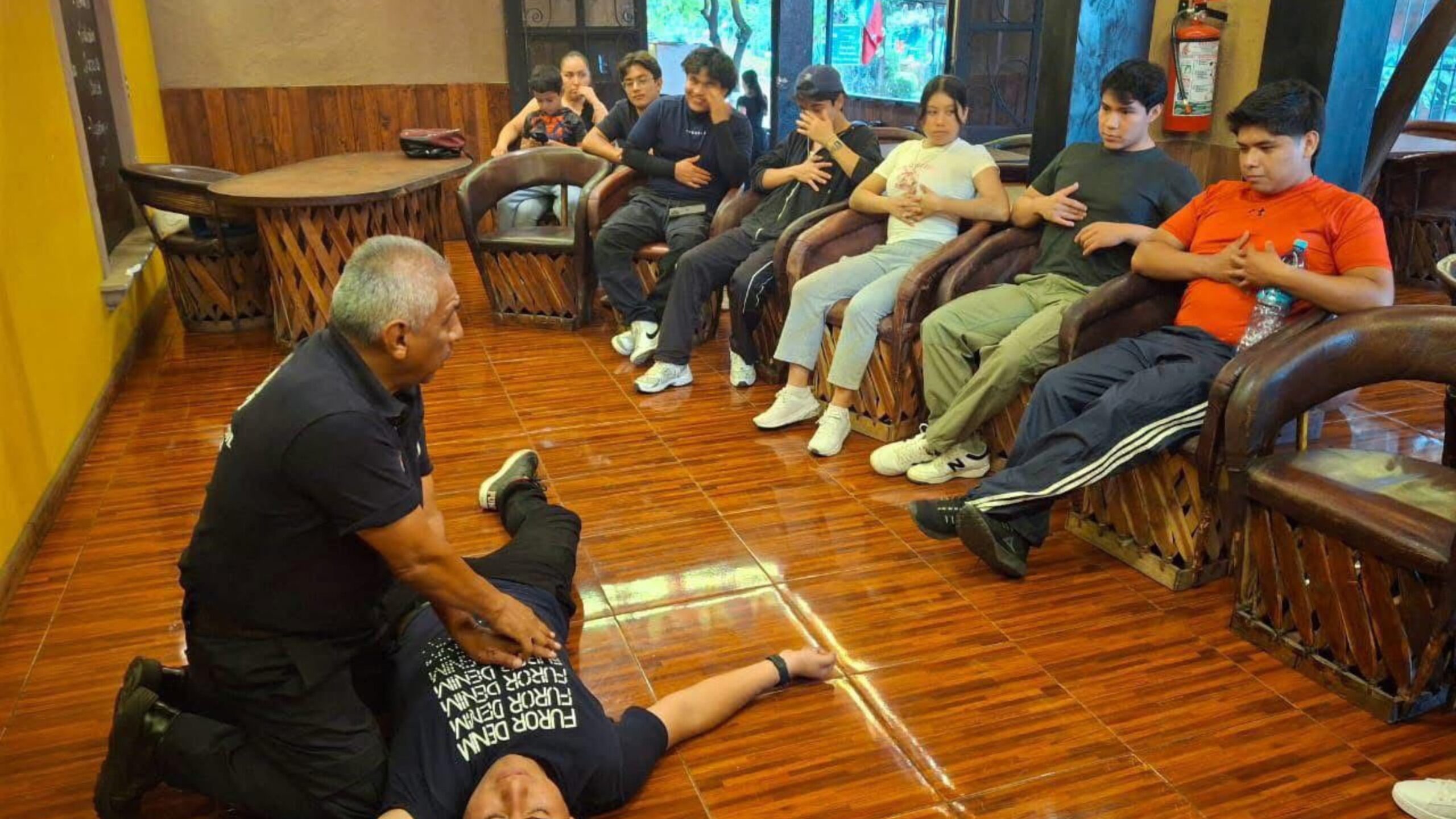 Yecapixtla capacita a comercios y restaurantes en atención a emergencias