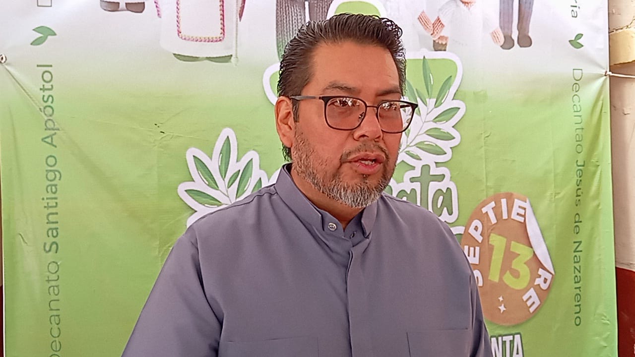 A través de redes sociales se difunde la eucaristía