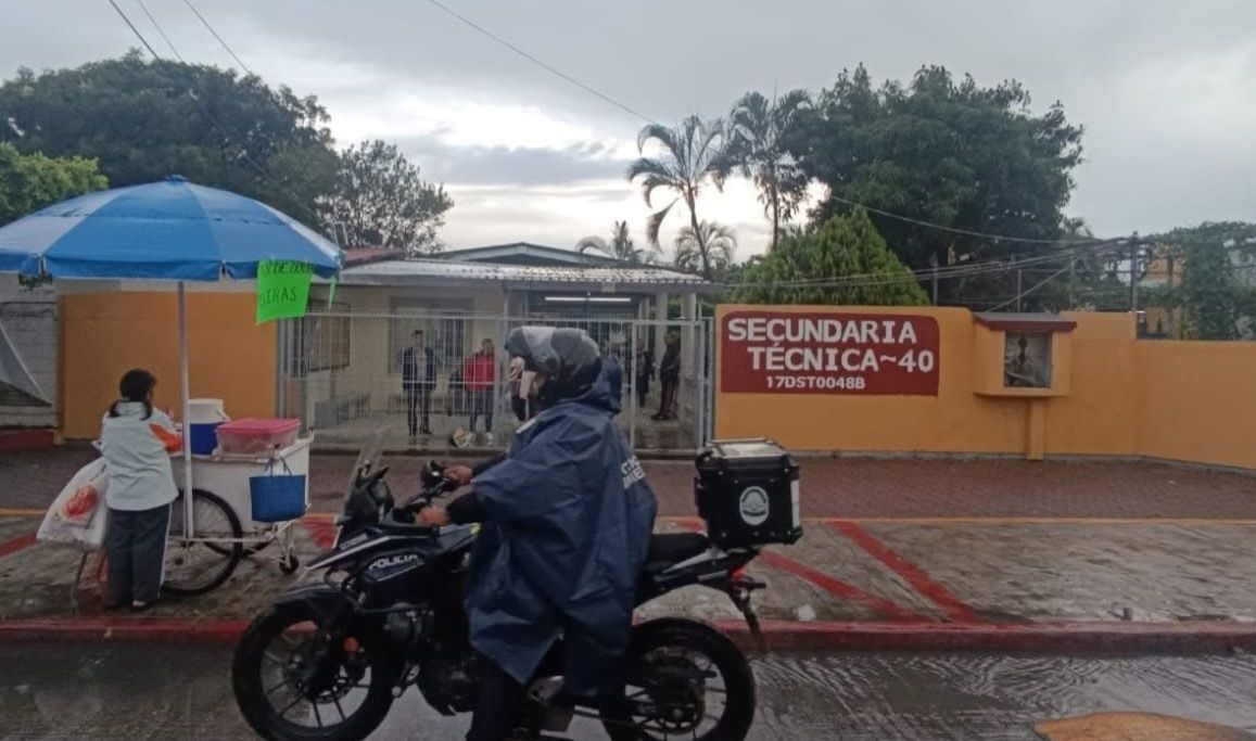 Seguridad Pública de Cuautla mantiene operativo en escuelas