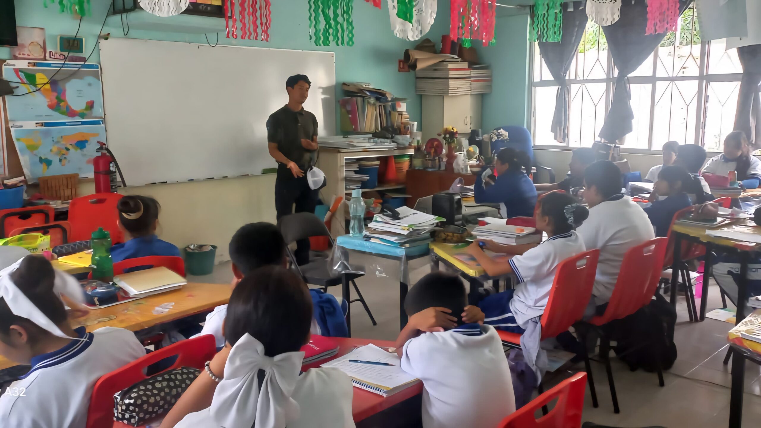 Imparten conocimientos de Protección Civil a estudiantes