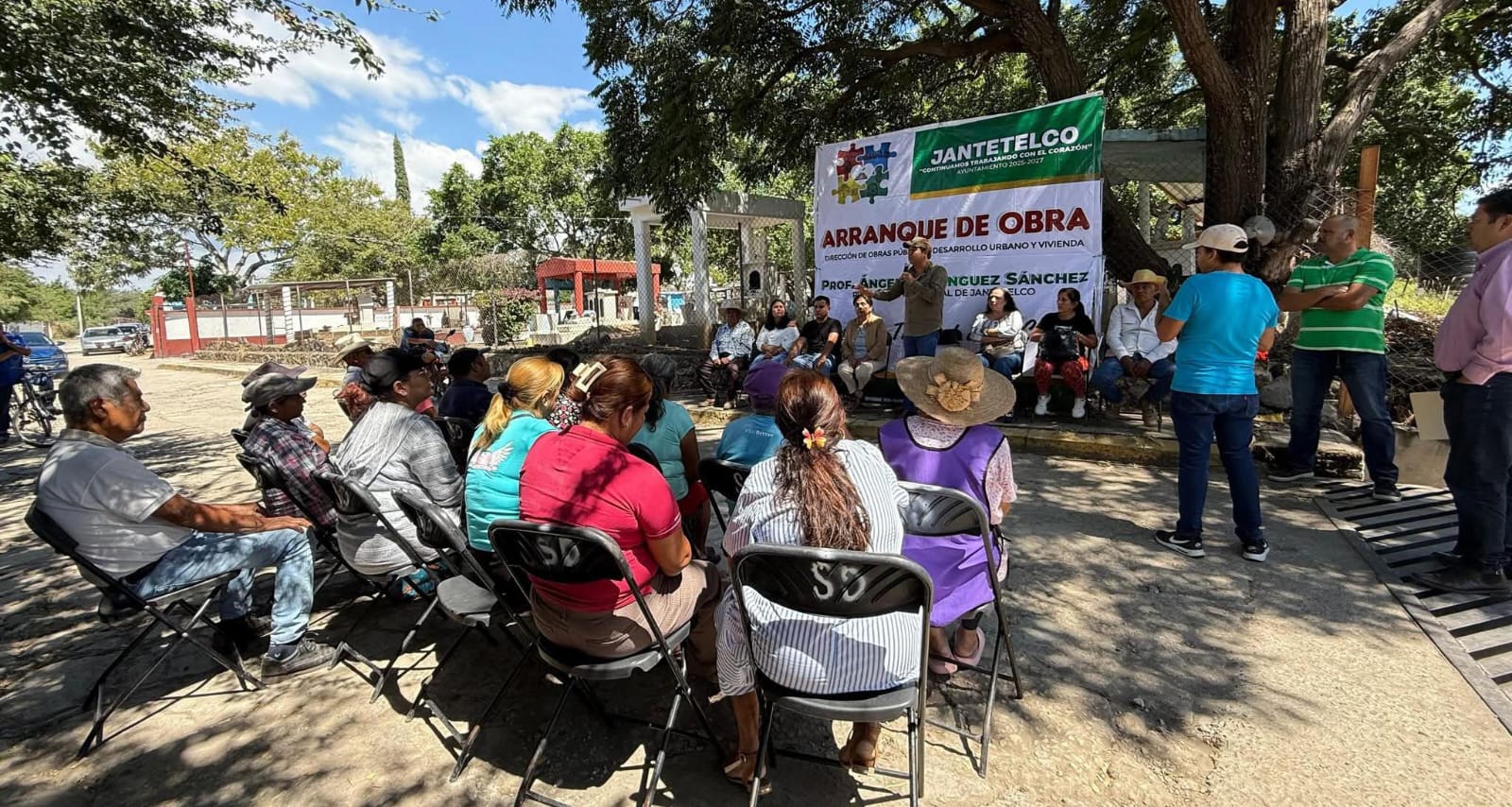 Rehabilita Ayuntamiento de Jantetelco camino al Ejido de Amayuca