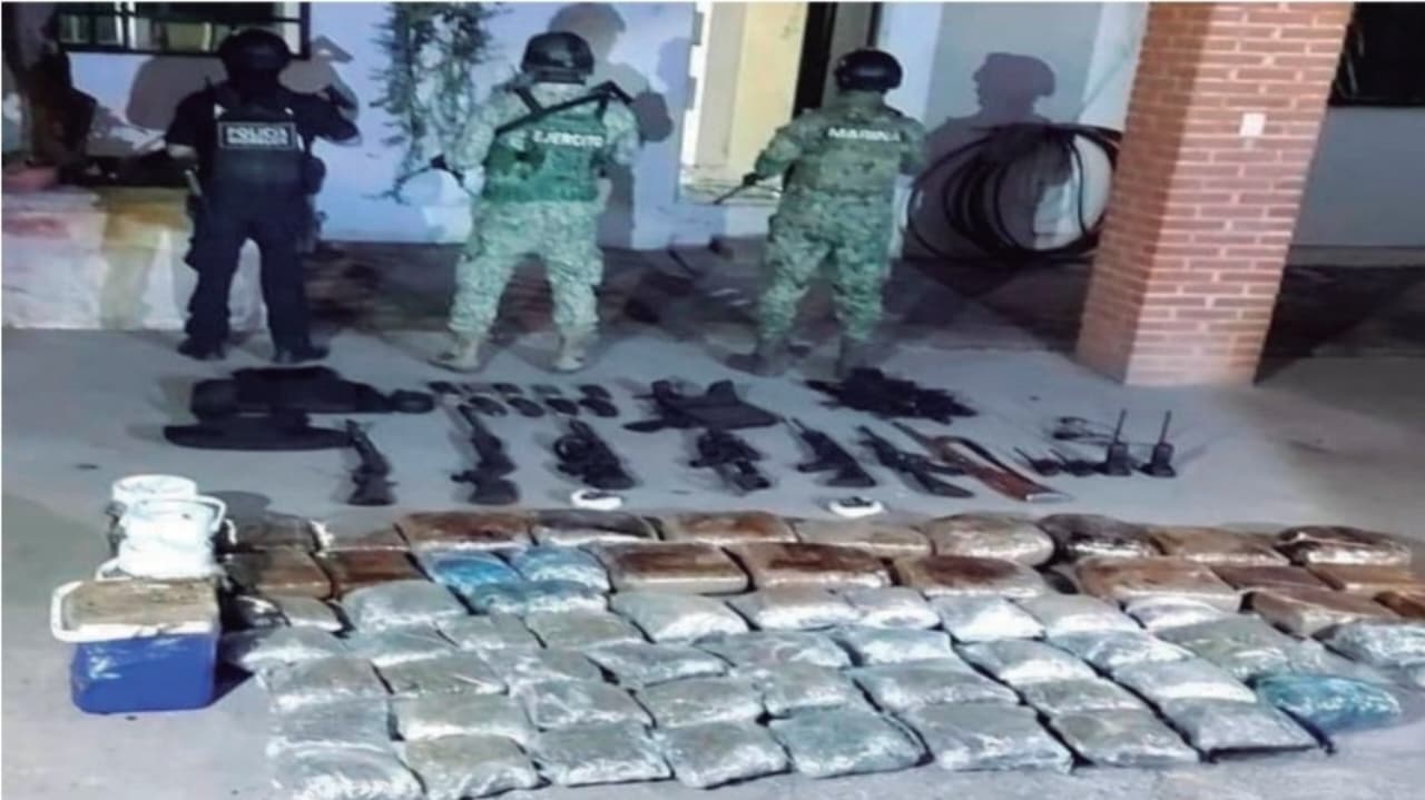 Aseguran drogas, armas y precursores quimicos en Jonacatepec