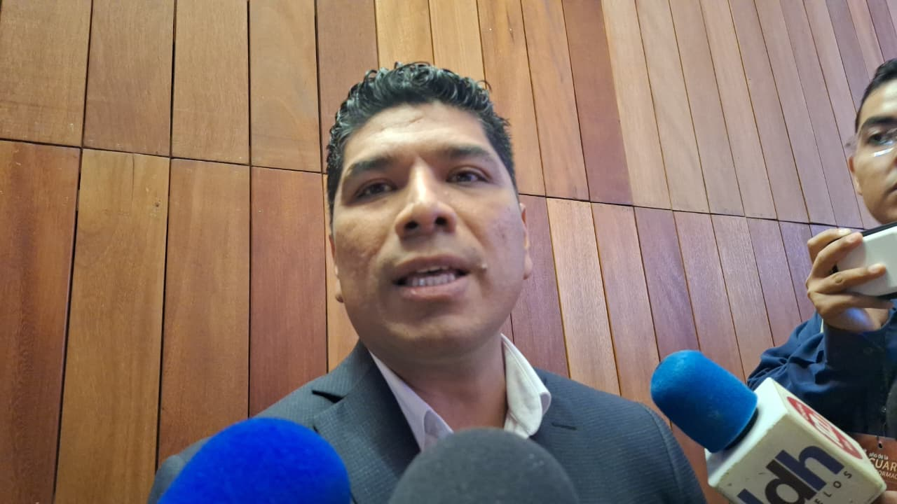 Reportan hospitales públicos con filtraciones de agua