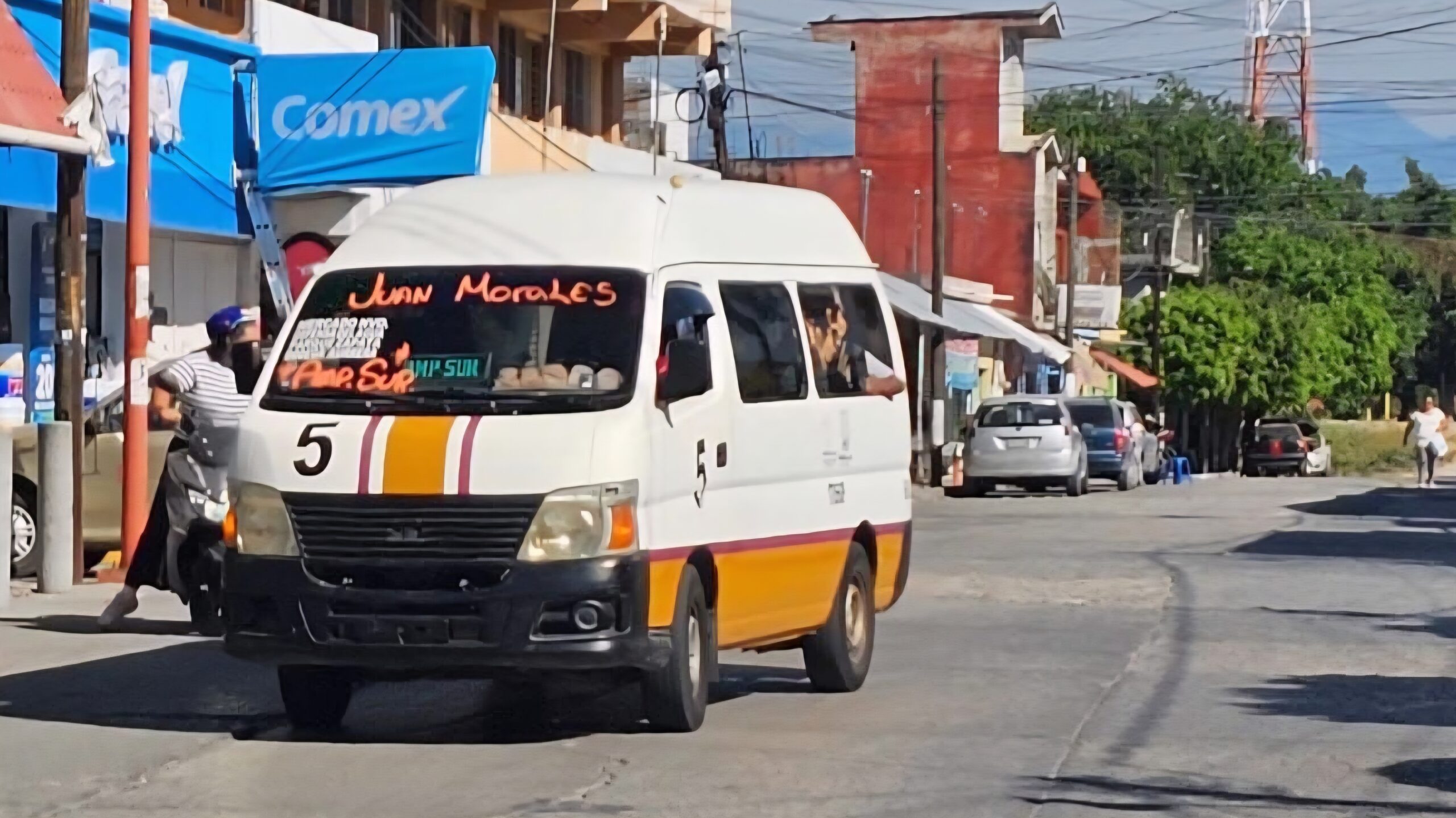 Reanuda su servicio la Ruta 5 de la Juan Morales