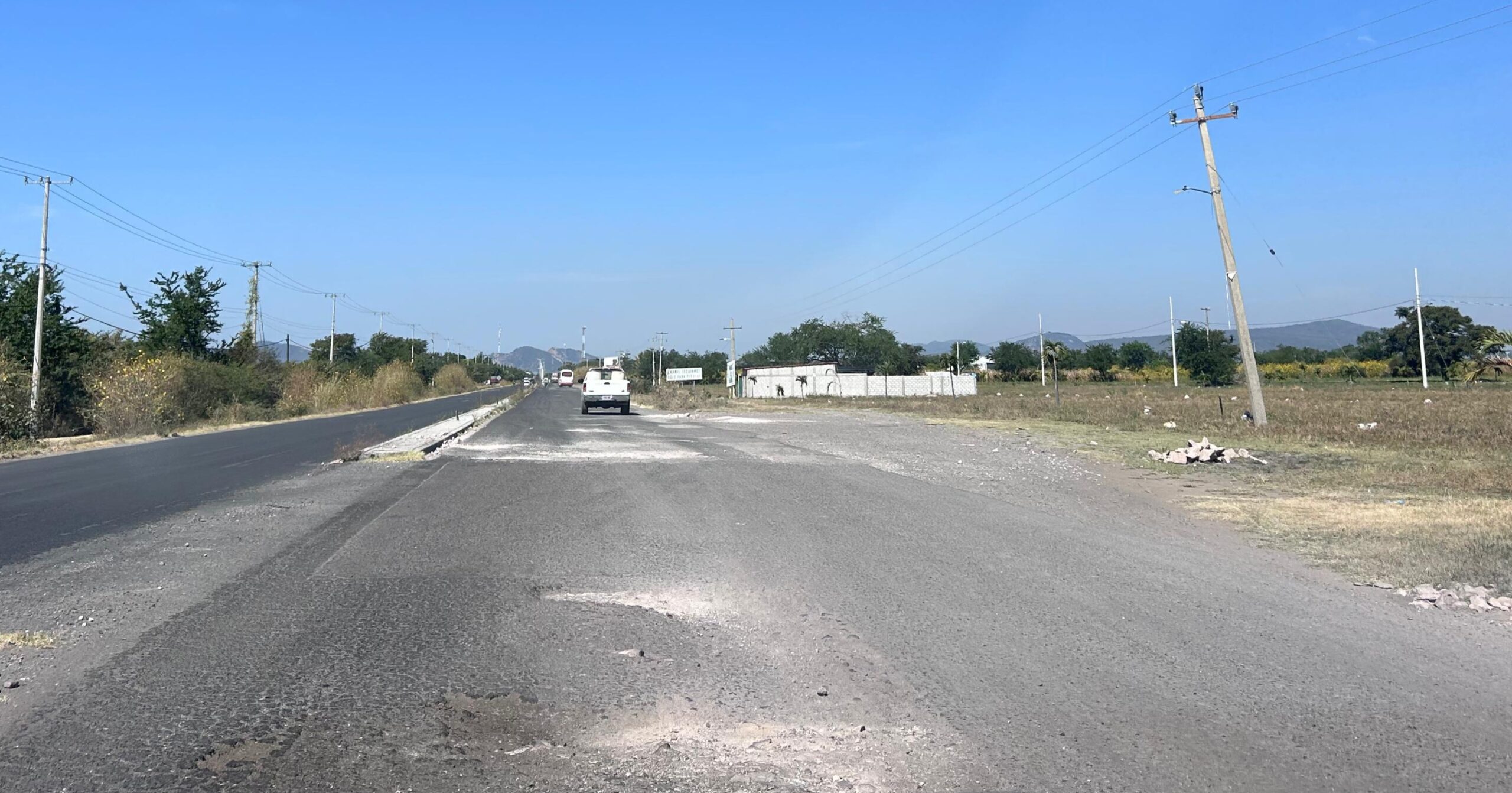 Carretera Amayuca-Axochiapan, un Desafío para Automovilistas