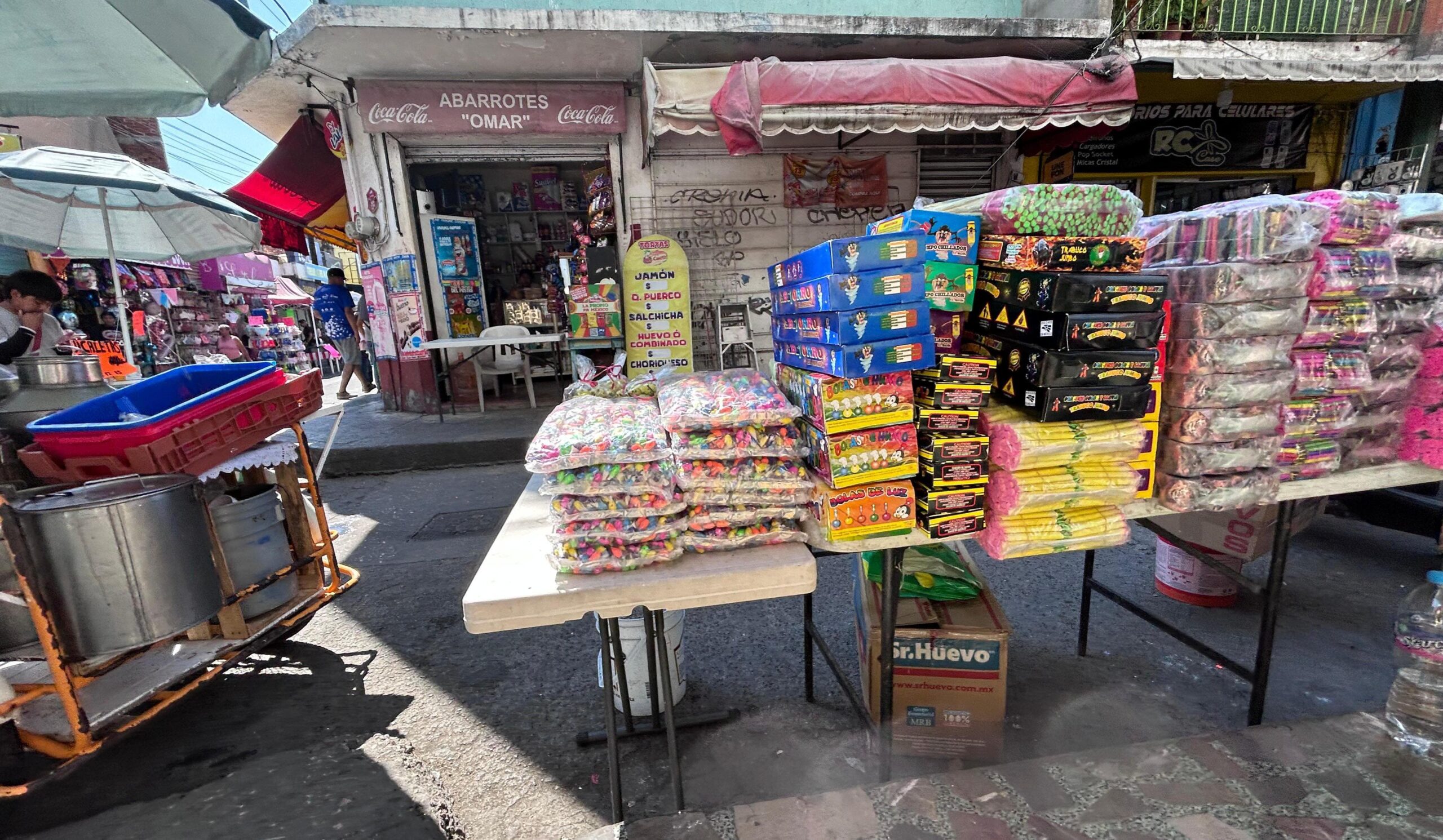 Notifica Protección Civil para evitar venta de pirotecnia en Cuautla