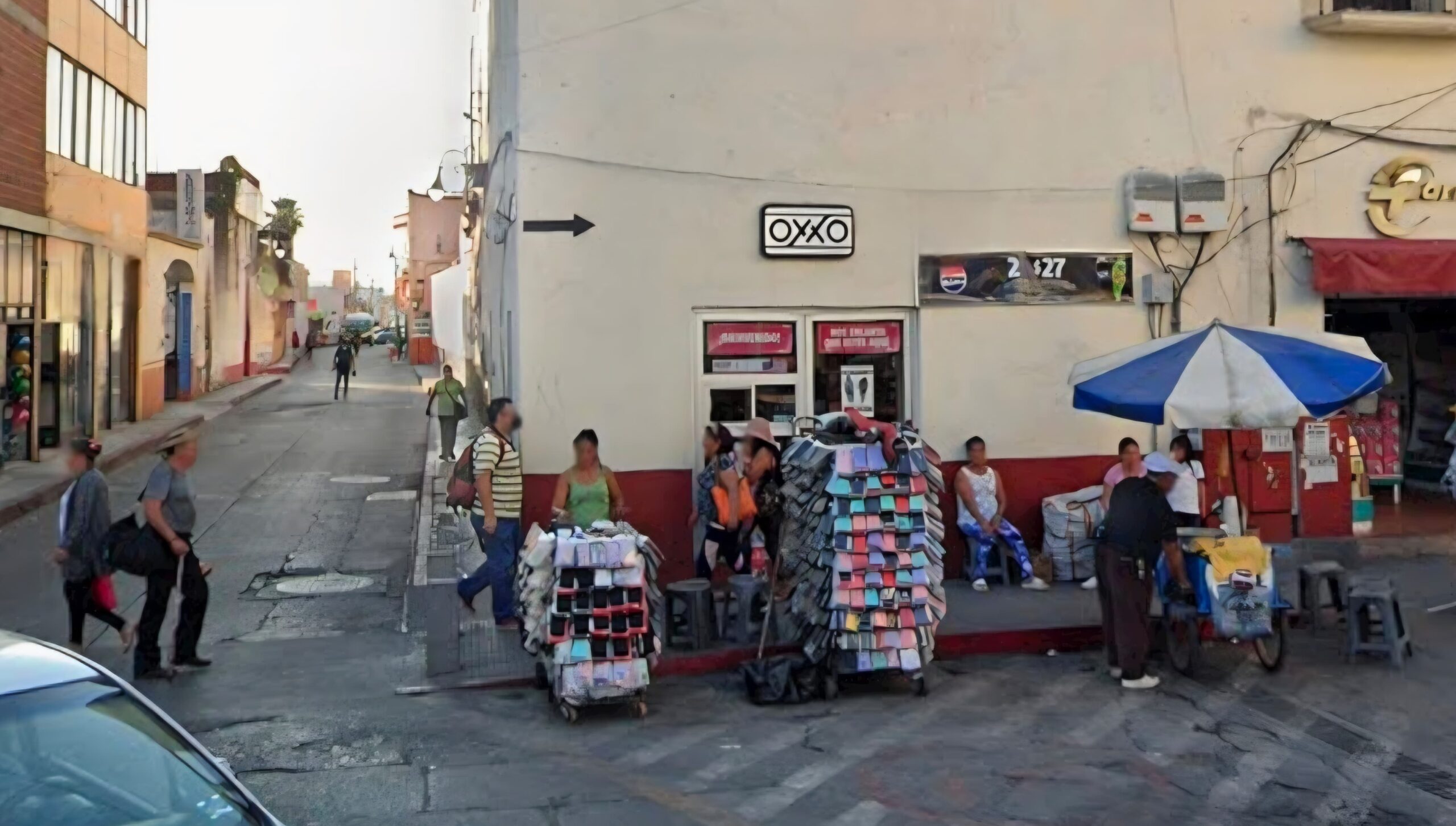 Asaltan Oxxo del Zócalo de Cuautla
