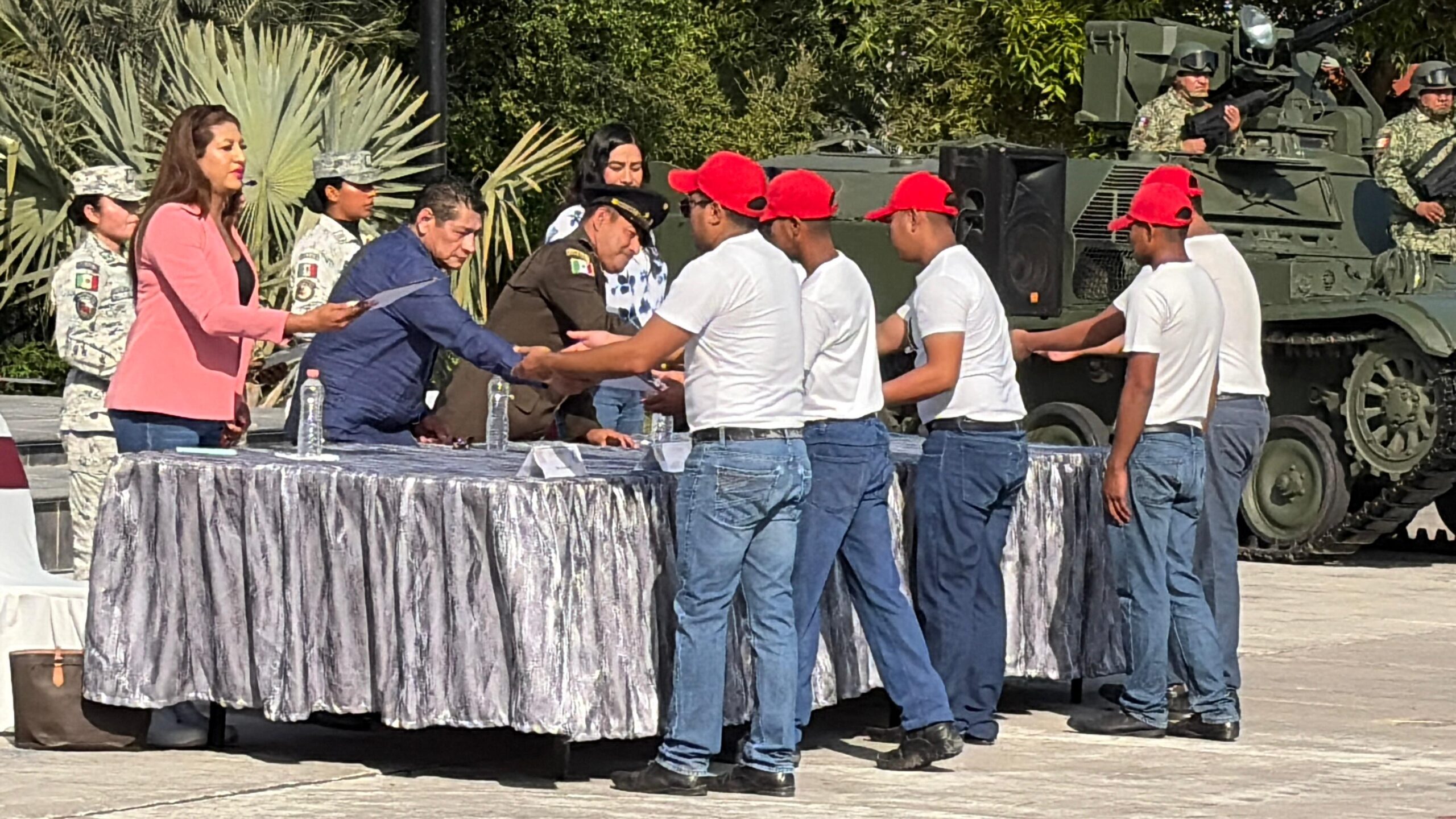 Liberan cartillas del Servicio Militar Nacional a 235 jóvenes en Cuautla