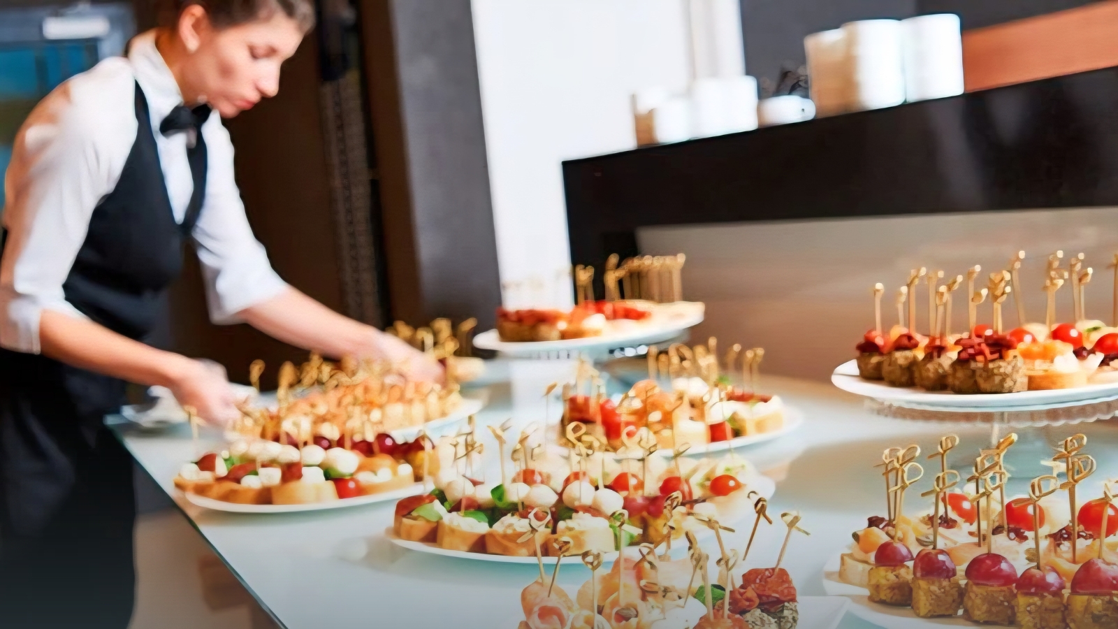 Aumenta demanda de servicios para eventos en temporada decembrina