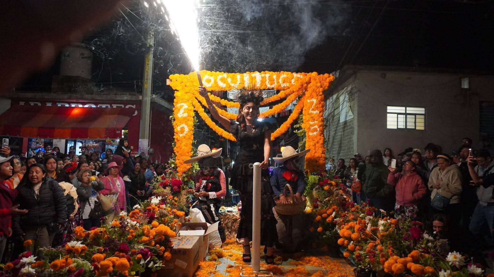 Desfile de Comparsas Unidas Ocuituco Brilló con Color y Tradición