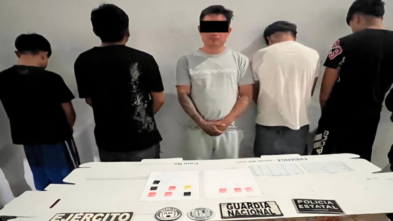 Catean 2 domicilios en Yecapixtla y detienen a 5 personas