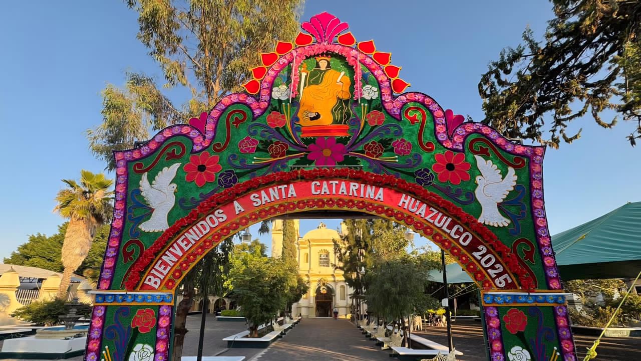 Huazulco celebró su fiesta patronal en honor a Santa Catarina