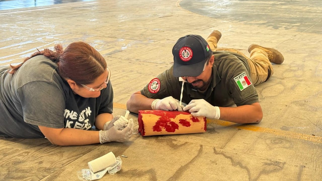 Reciben policías, paramédicos y bomberos de Jantetelco capacitación en atención táctica a víctimas