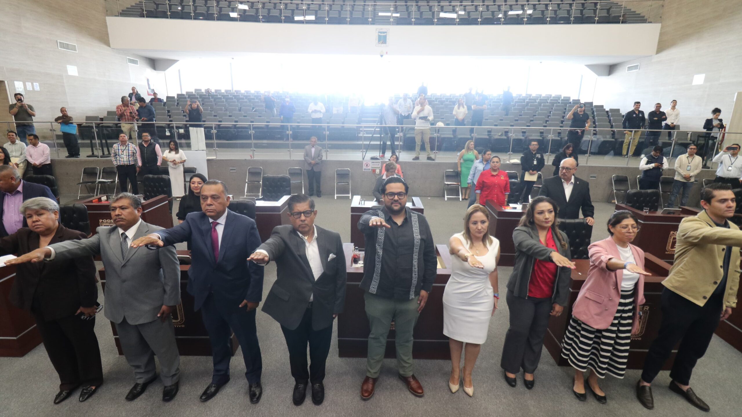 Diputados designan a nueve integrantes de la Comisión de Selección