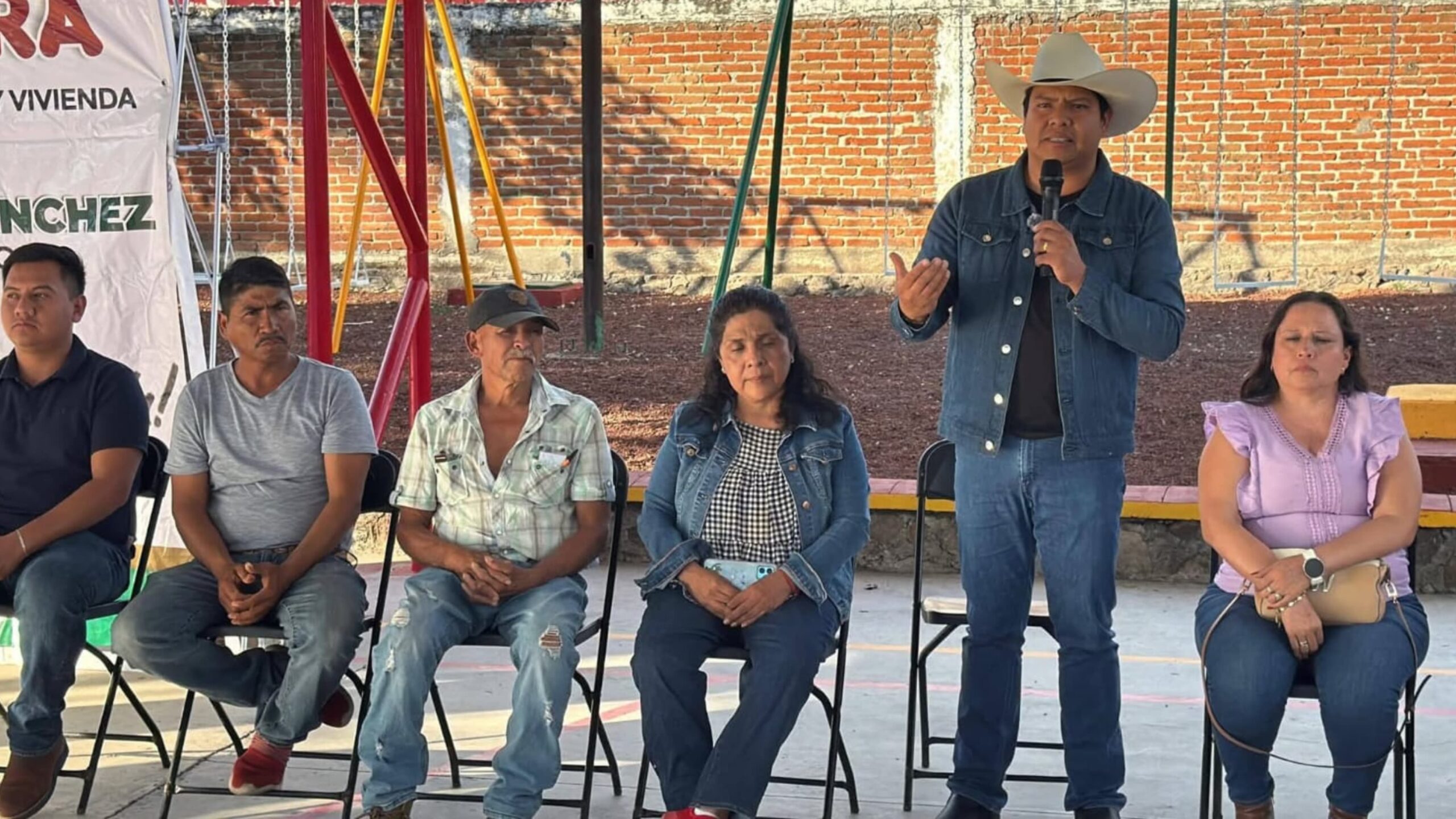 Contaran vecinos de San Antonio en Jantetelco con certeza jurídica sobre sus predios