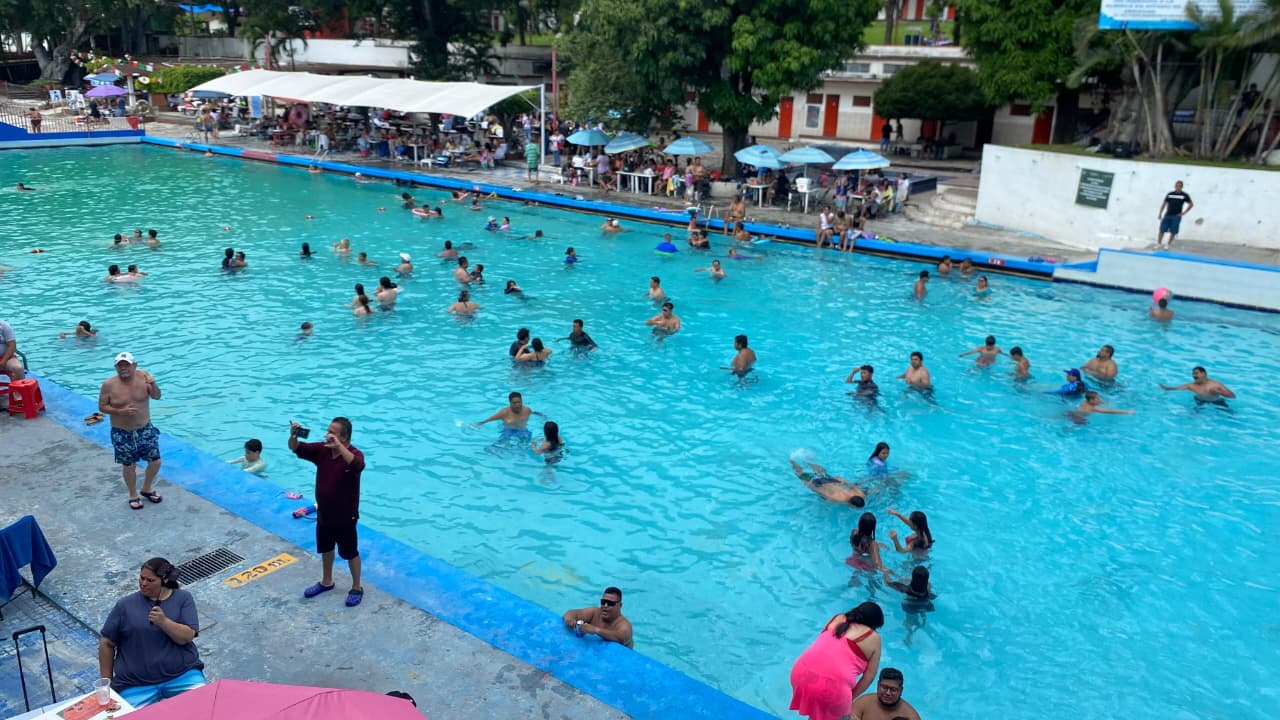 Realizan fumigación y sanitización en el balneario Agua Hedionda