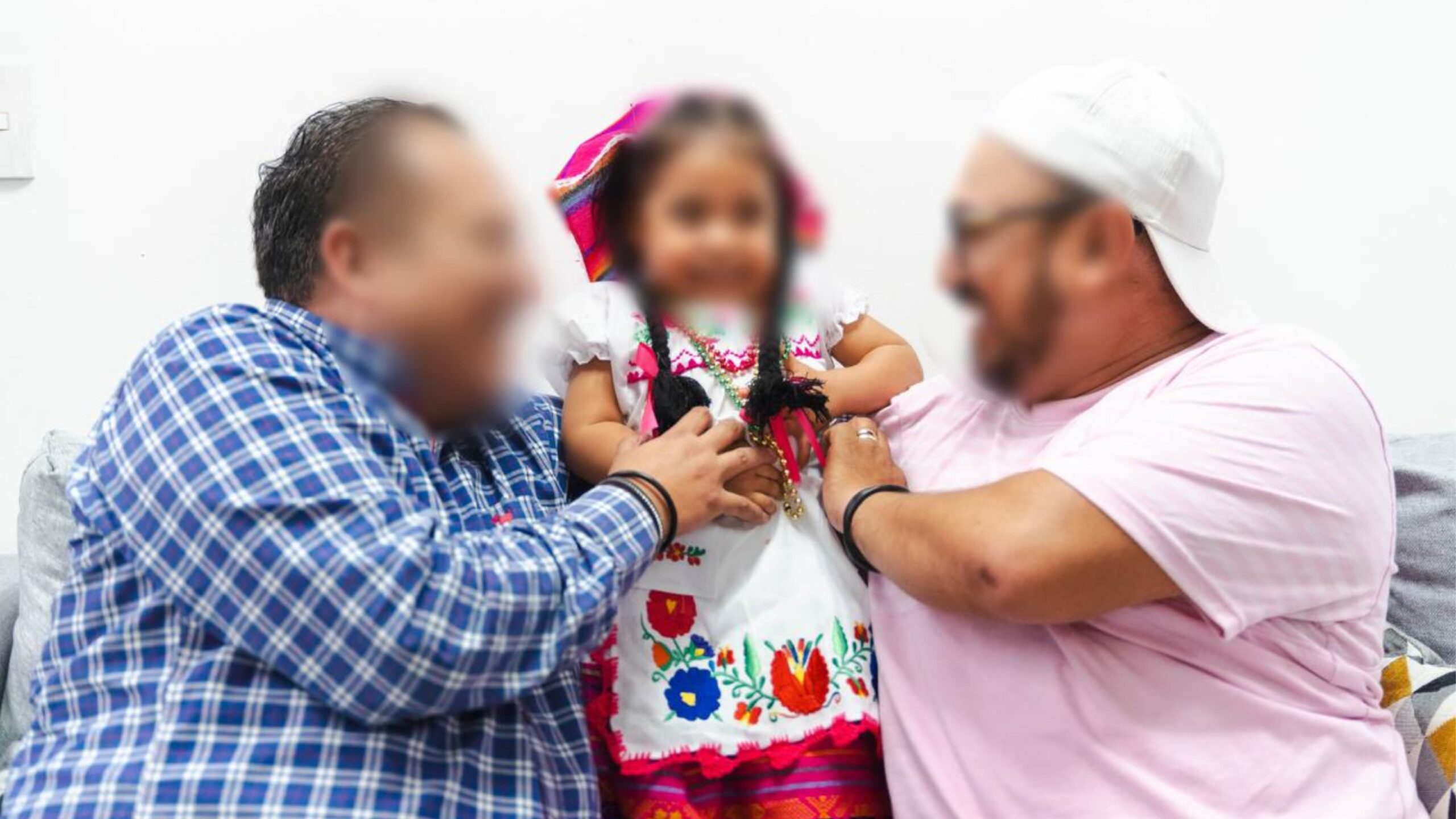 Logra pareja homoparental en Morelos adoptar a niña de 3 años