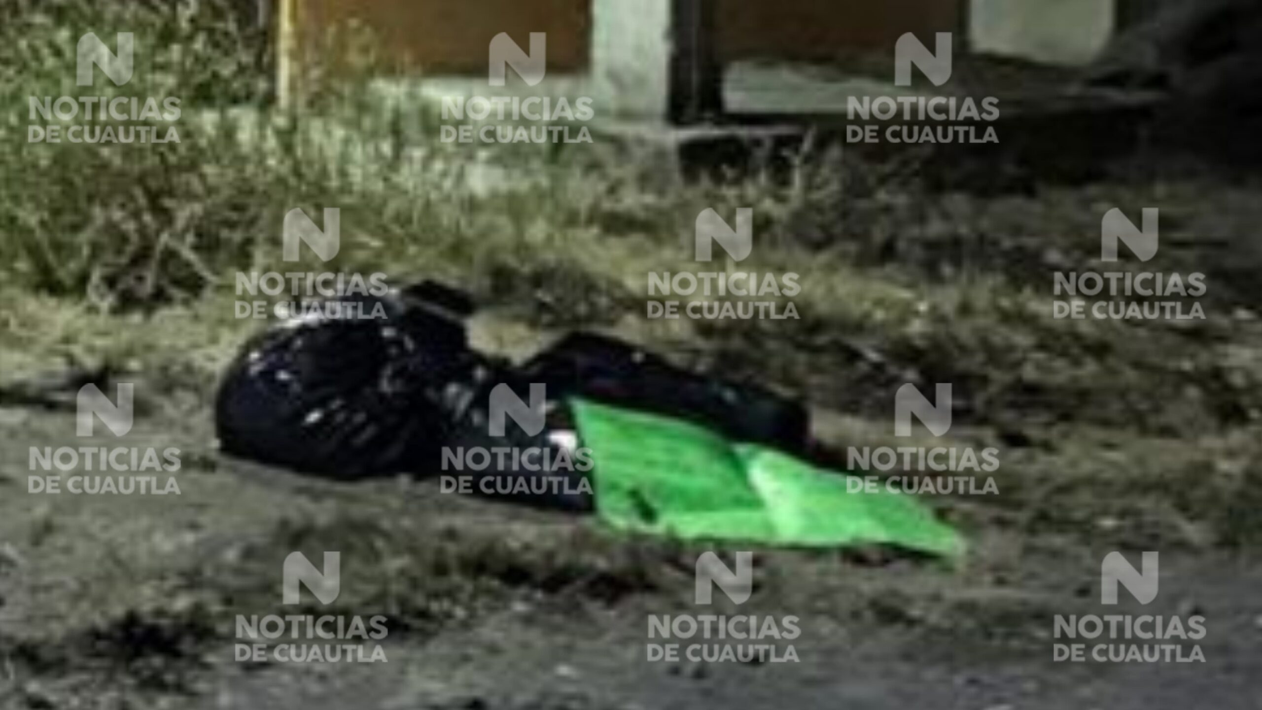 Dejan restos humanos en bolsas con un narcomensaje en la Yecapixteca