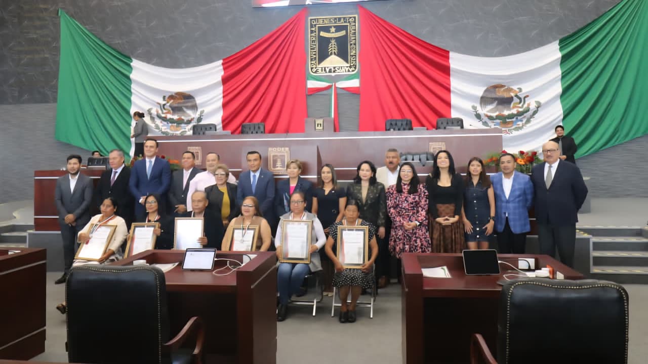 Congreso de Morelos entrega la Presea Emiliano Zapata al Mérito Migrante 2025