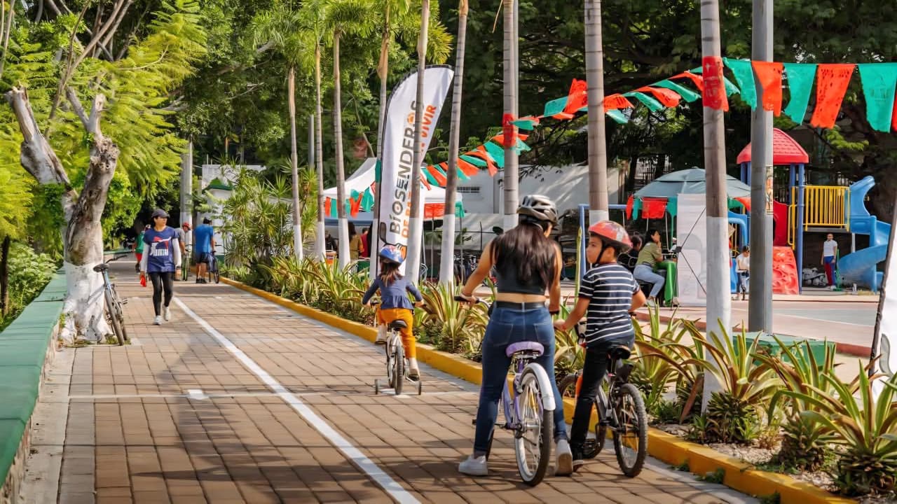 Biosenderos de Paz celebran la Navidad en Cuautla