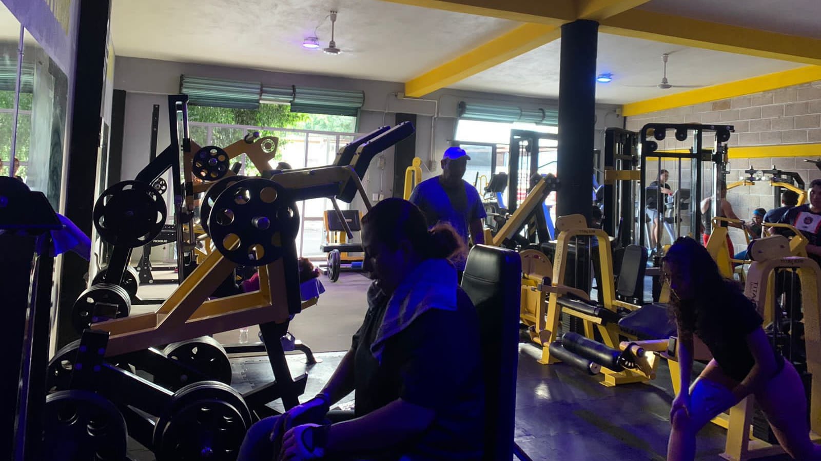 Gimnasios se llenan en Cuautla por los propósitos de Año Nuevo