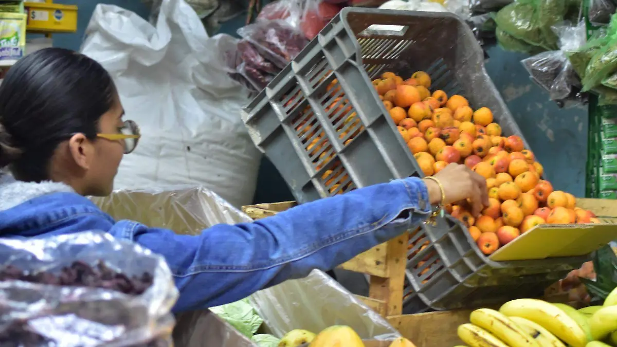 ¿Cuánto cuesta preparar el ponche en esta temporada?