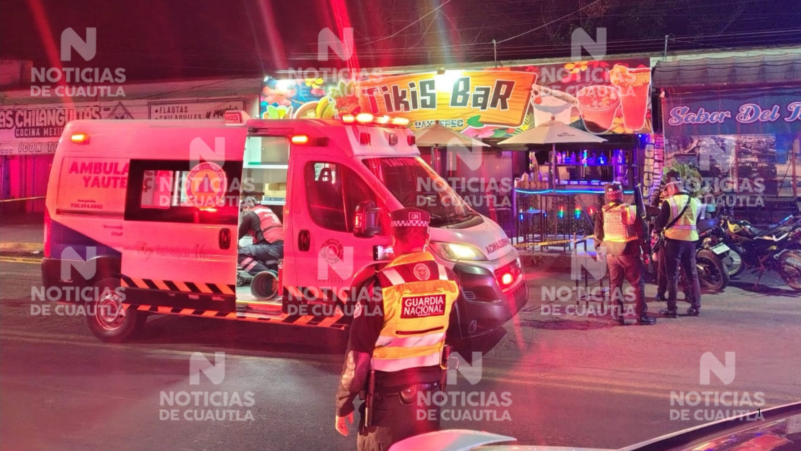 Atacan a 3 personas a balazos en Tikis Bar en Oaxtepec