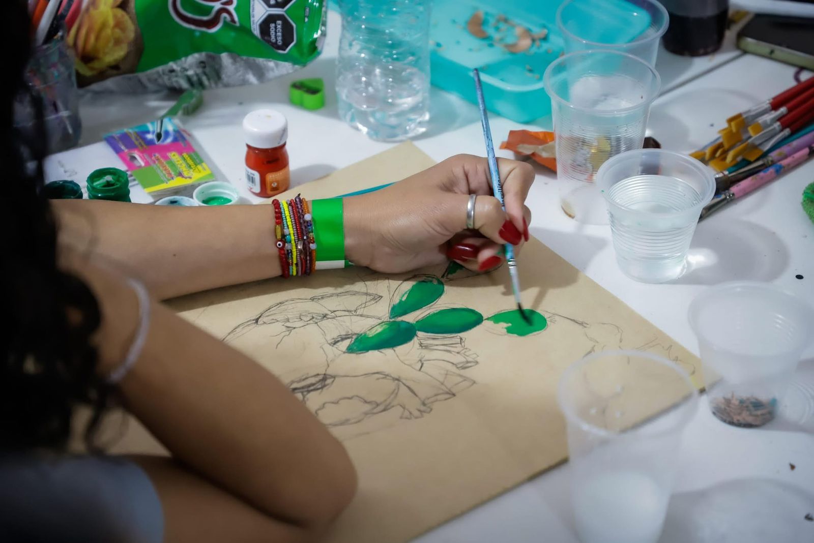 Inician cursos gratuitos de cartonería en la Comparsa Río de Papel, en Zacualpan de Amilpas