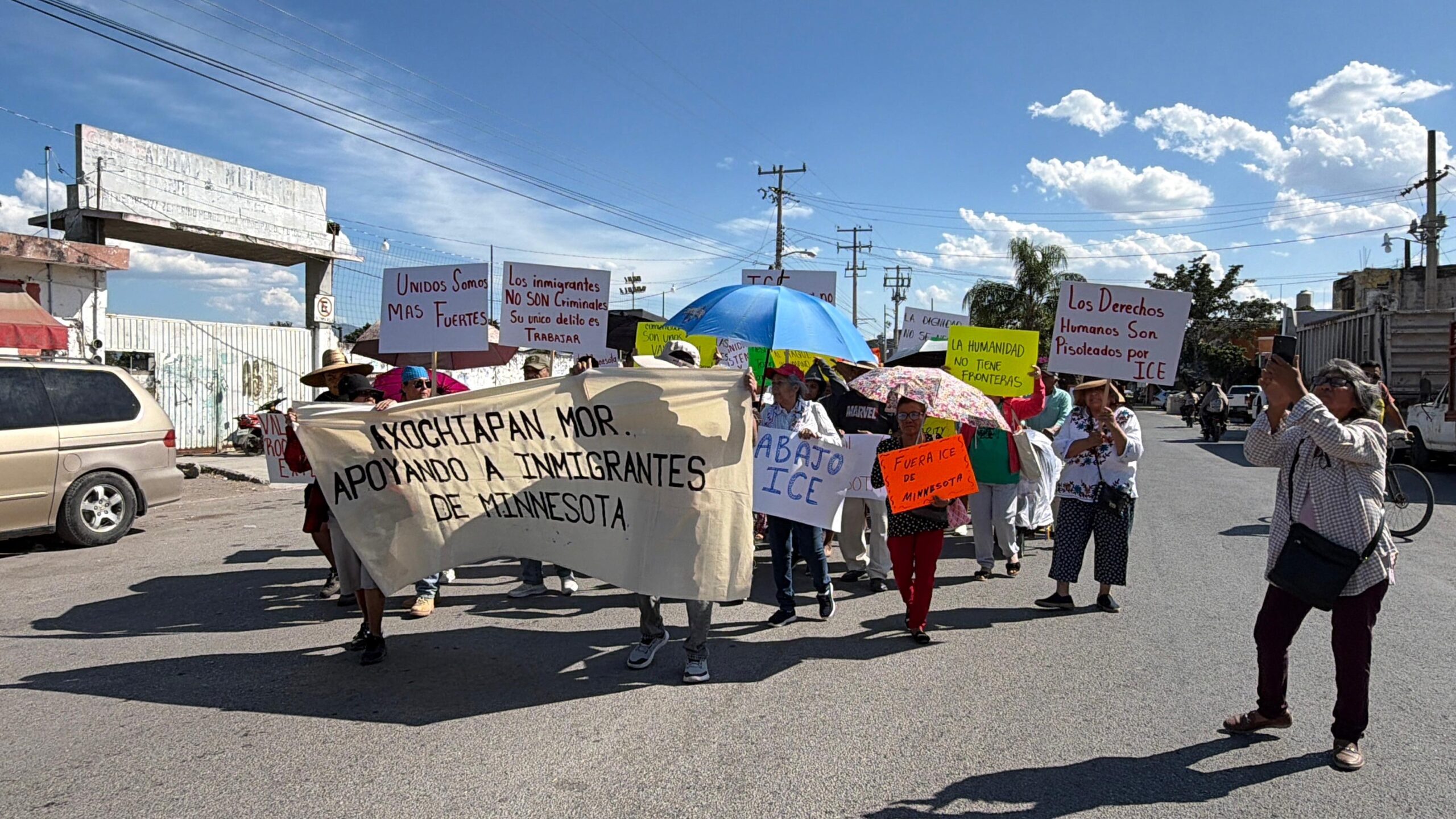 Habitantes de Axochiapan se manifiestan por el asedio contra migrantes en Estados Unidos