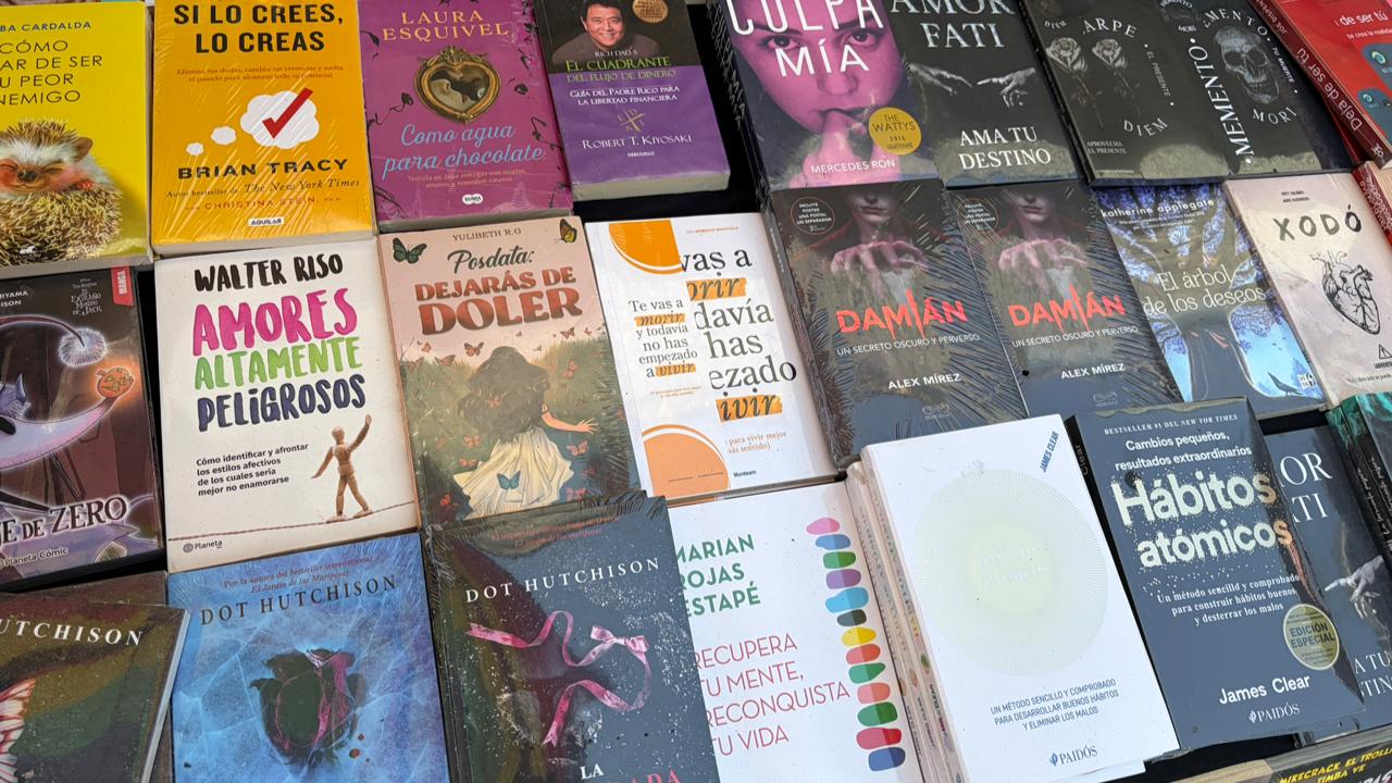 Vendedores de libros reportan incremento en sus ventas