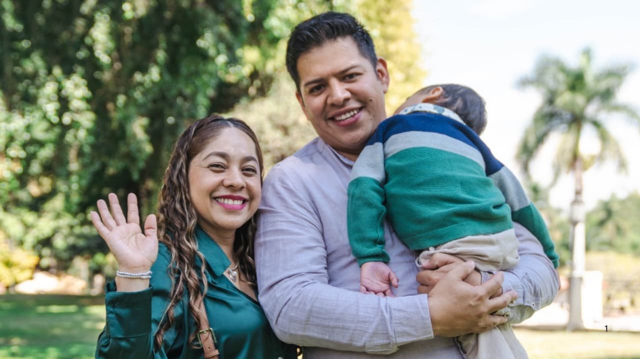 Un pequeño más es adoptado por una pareja en Morelos