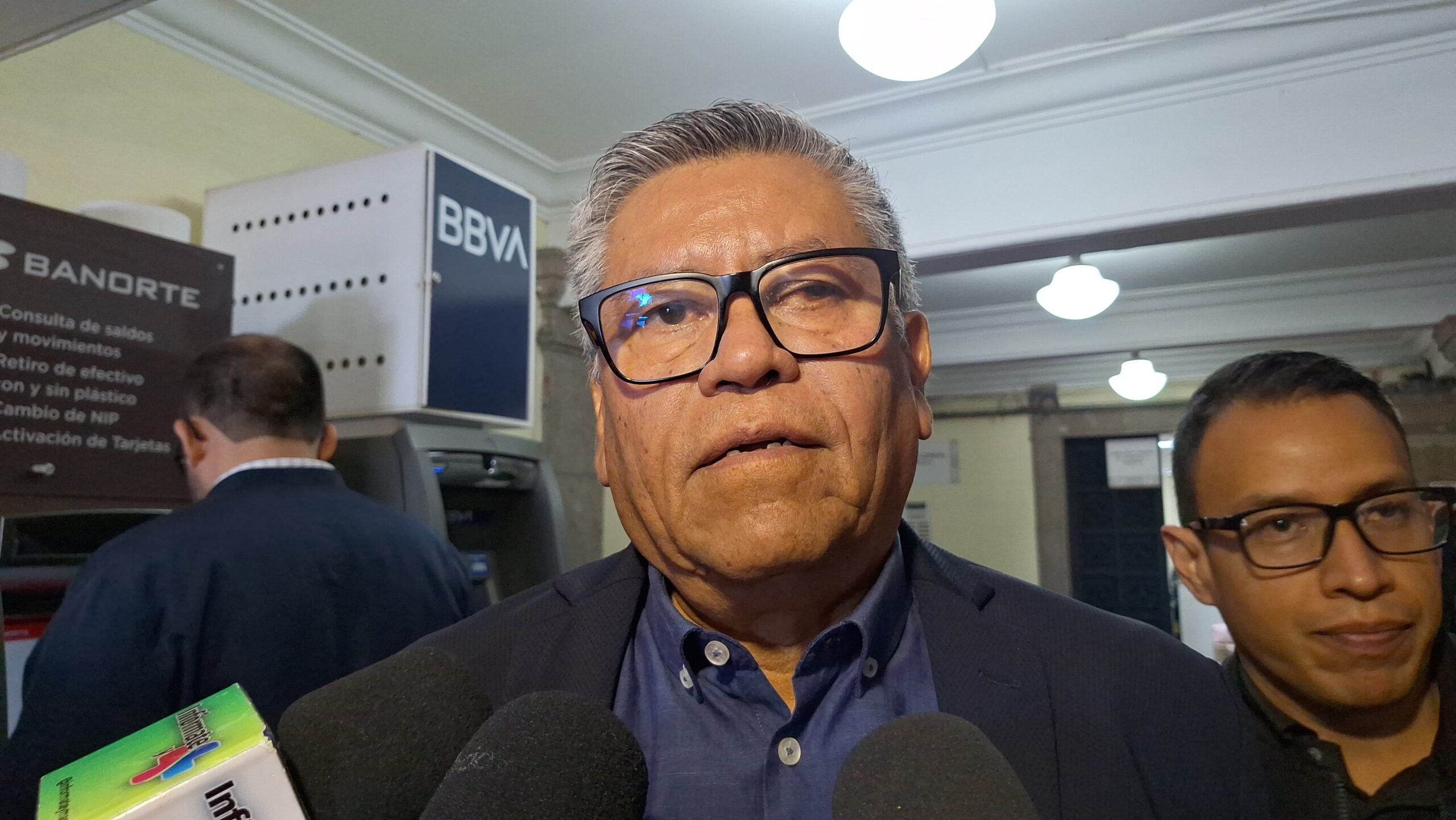 Gobierno pide a la población continuar con actividades normales