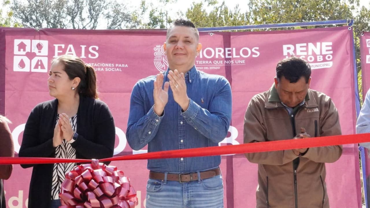 Inaugura René Jacobo pavimentación en San Miguel Huepalcalco