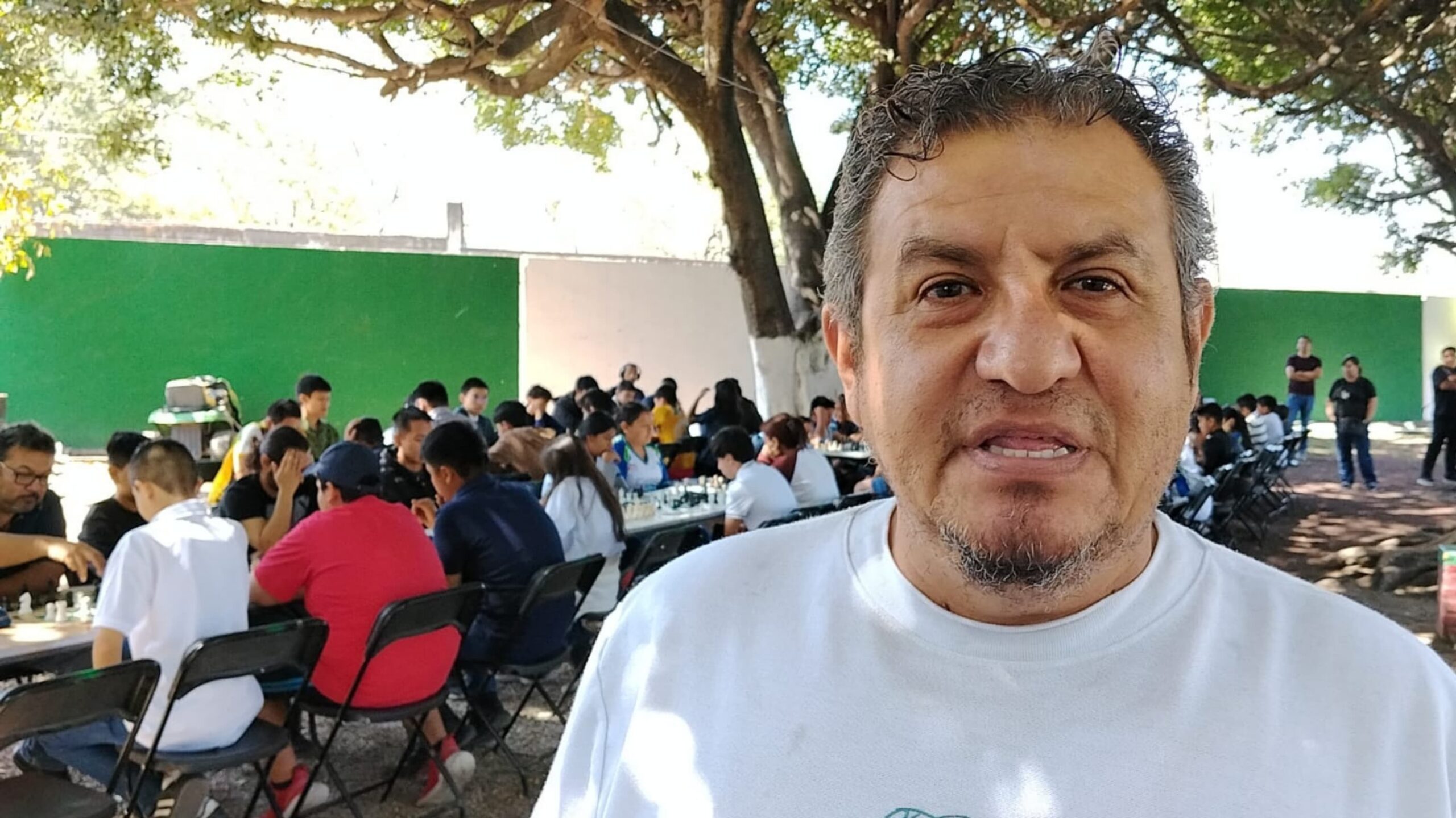 Celebran segundo torneo acuático de ajedrez