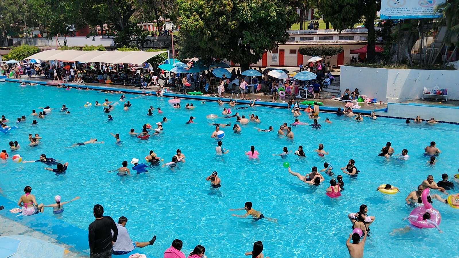 Registra importante afluencia turística Agua Hedionda