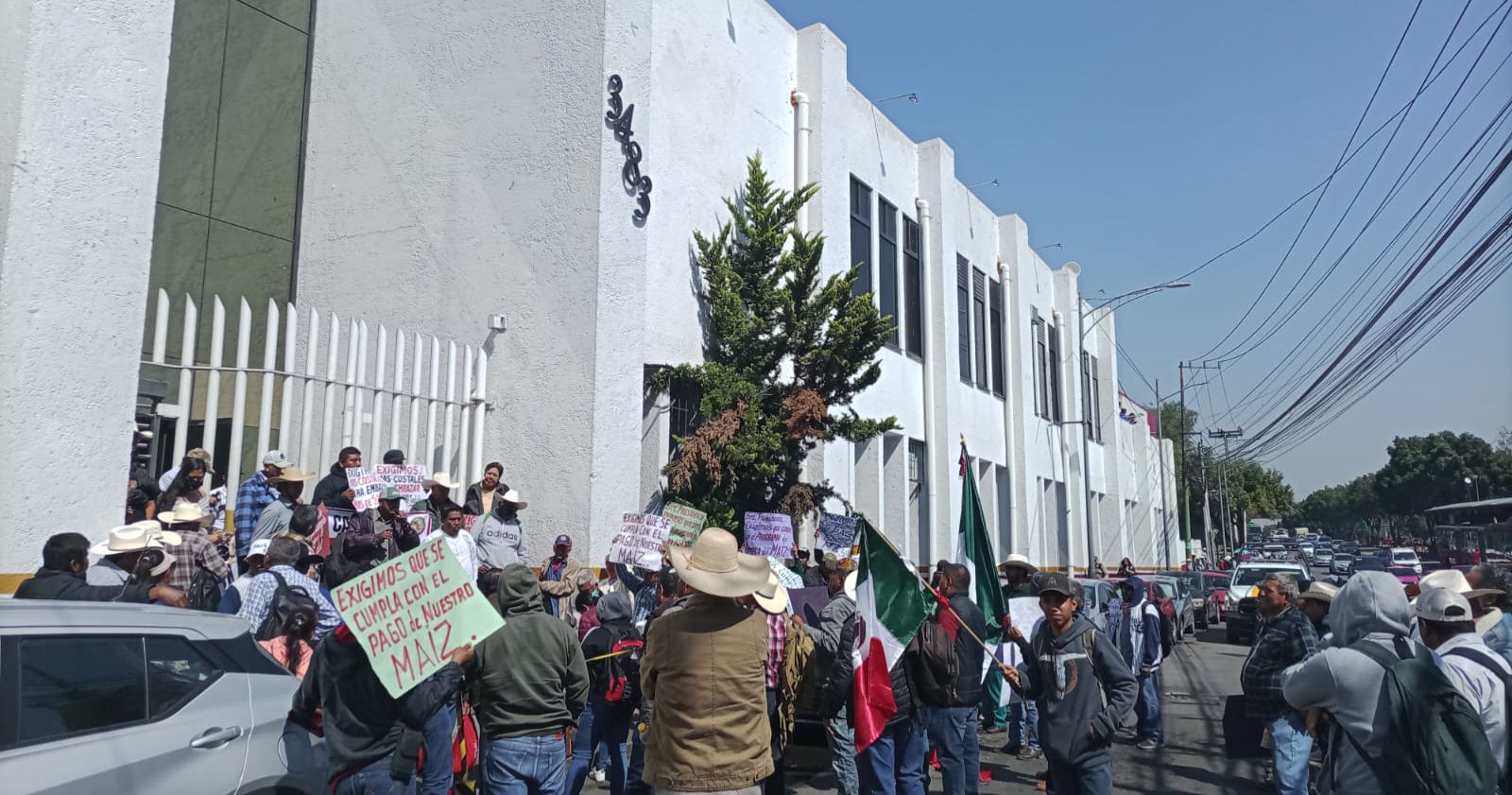 Productores de Morelos protestan en CDMX por incumplimiento de acuerdos