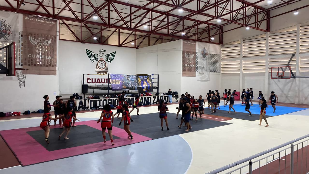 Impulsan defensa personal femenina con seminario de Nak Muay Ying en Cuautla