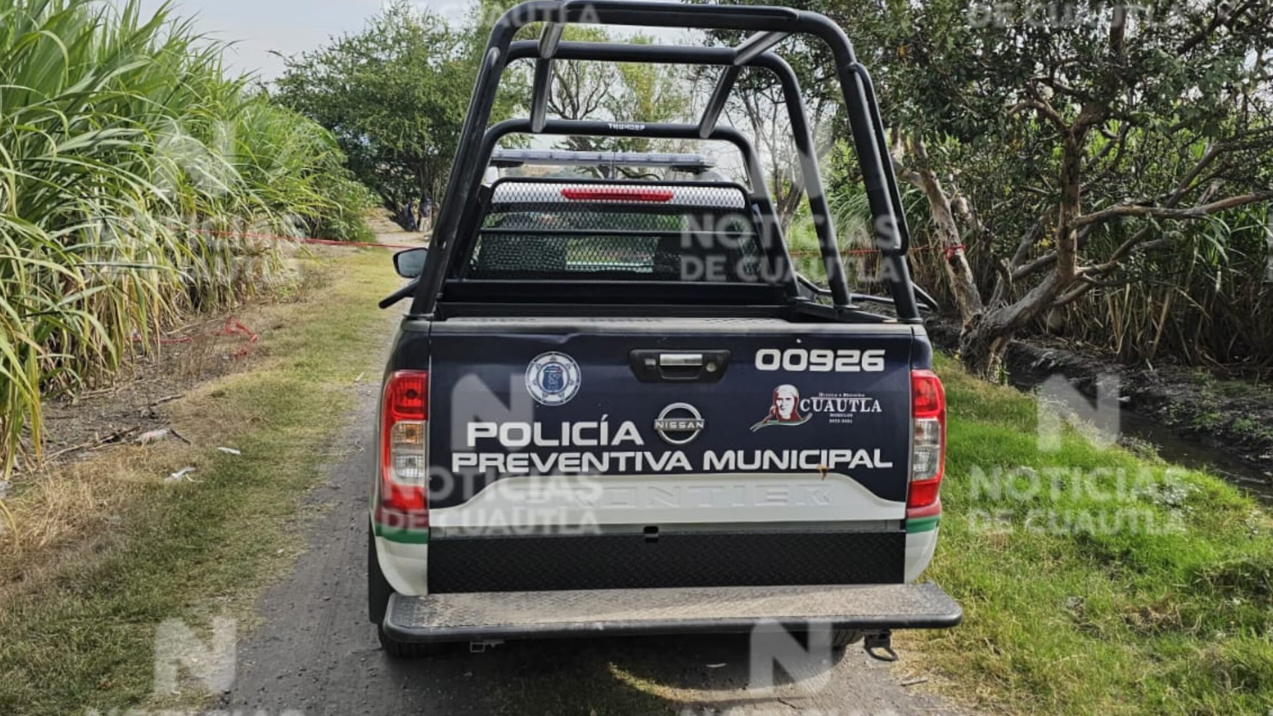 Hallan el cuerpo sin vida de un hombre en canal de Tenango en Ayala