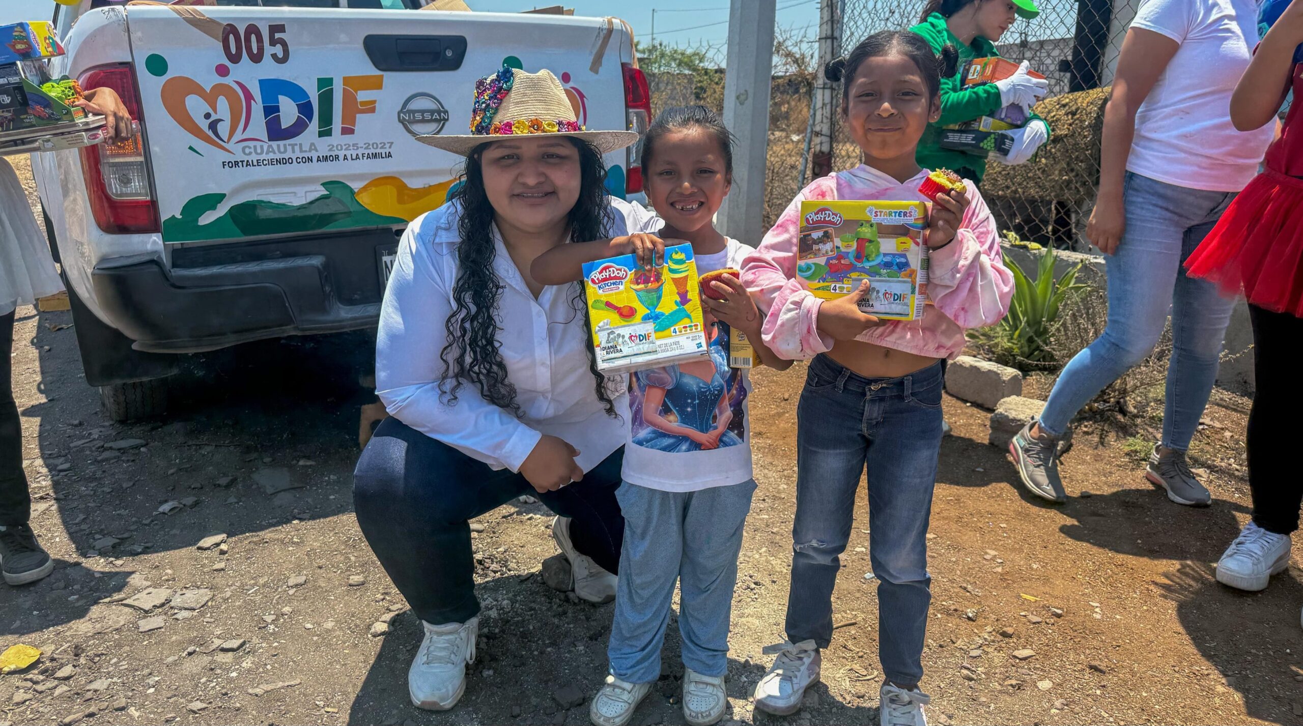 Lleva DIF Cuautla alegría a las comunidades con la «Caravana de Juguetes 2026»