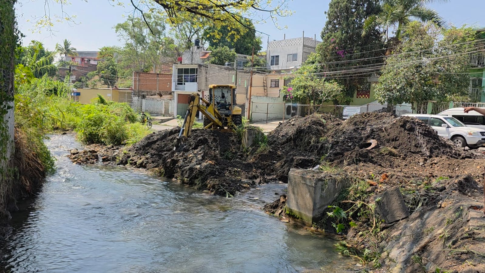 Refuerzan limpieza en el vado de Agua Hedionda ante temporada de lluvias