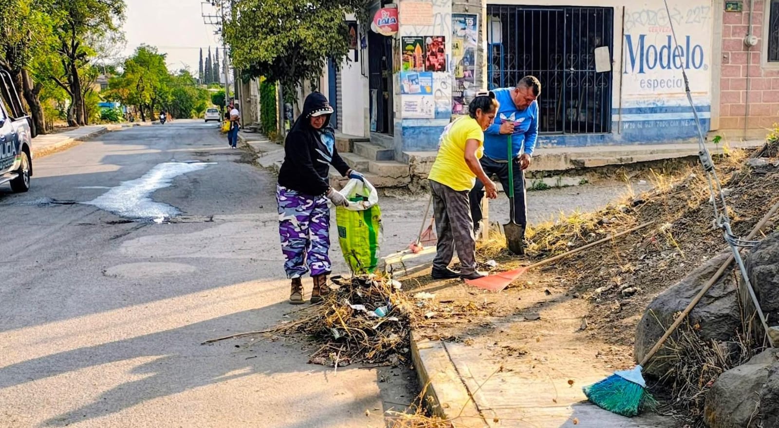 Promueve «EVA VIVE AC» cultura de limpieza comunitaria