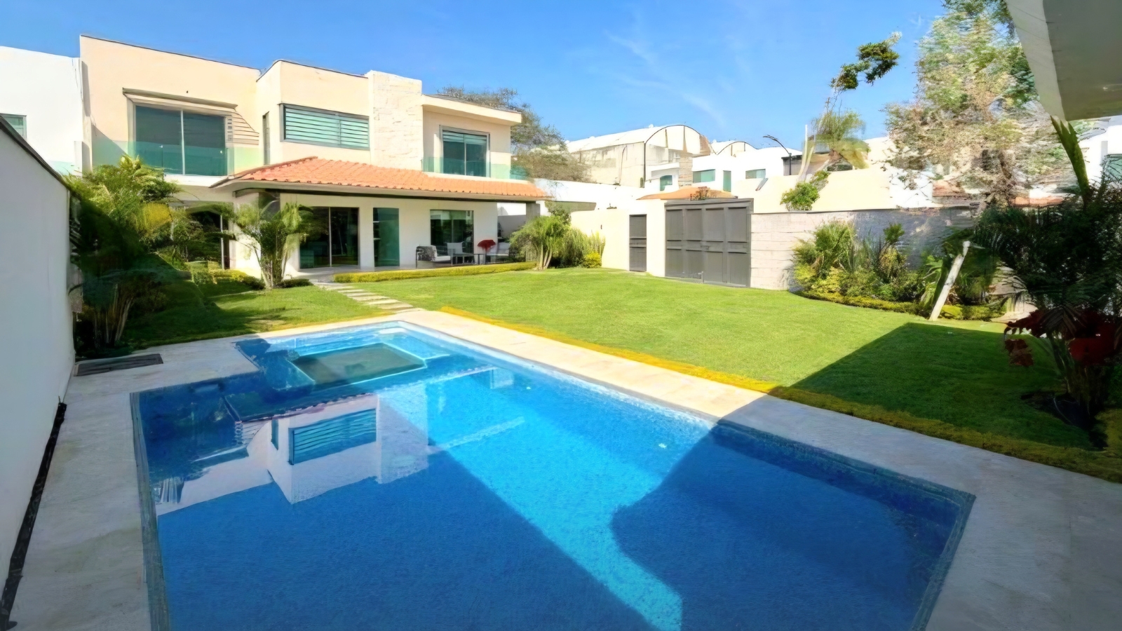 Alertan por fraudes en rentas vacacionales durante Semana Santa