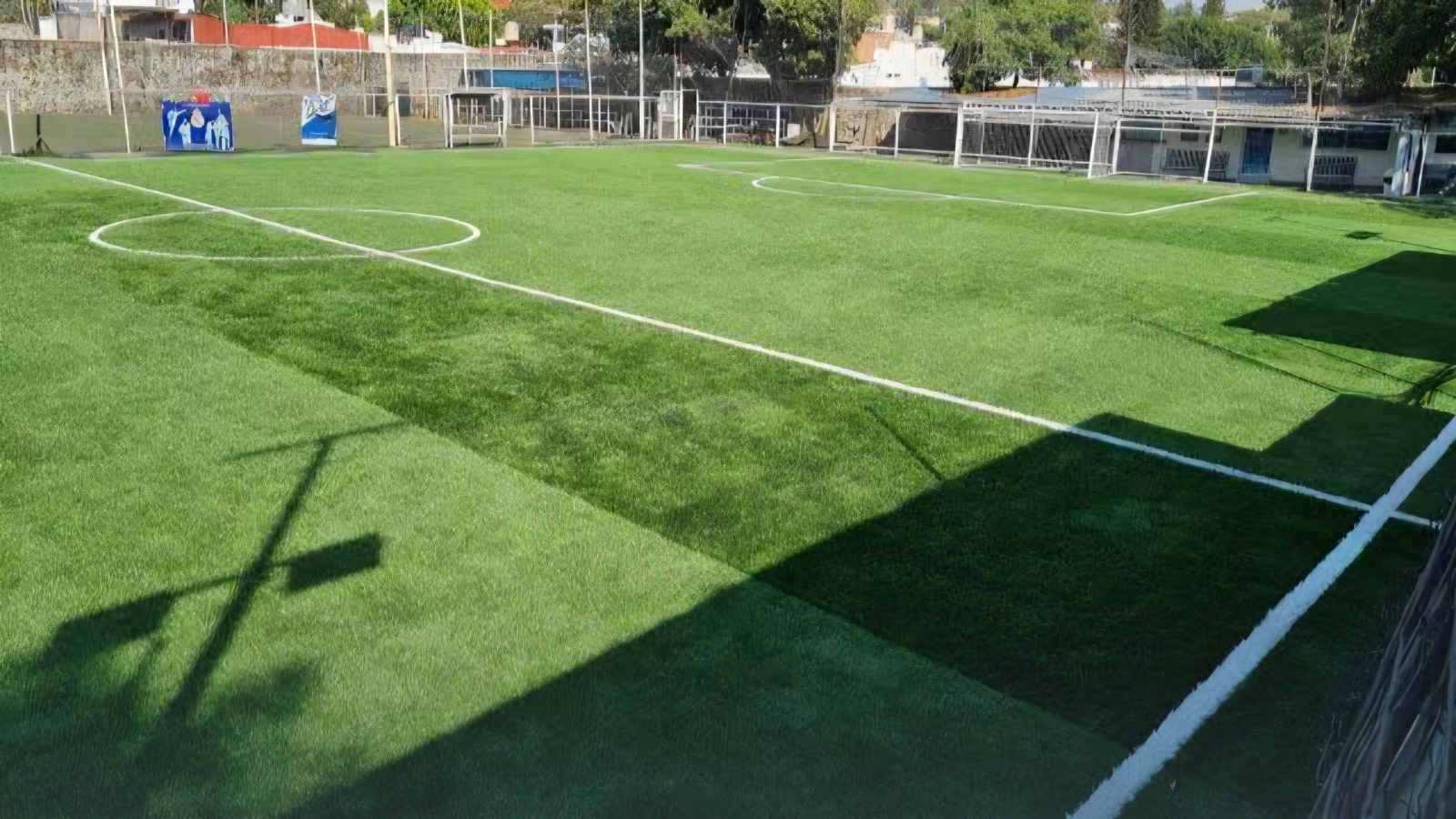 Anuncian construcción y rehabilitación de canchas de fútbol en Morelos