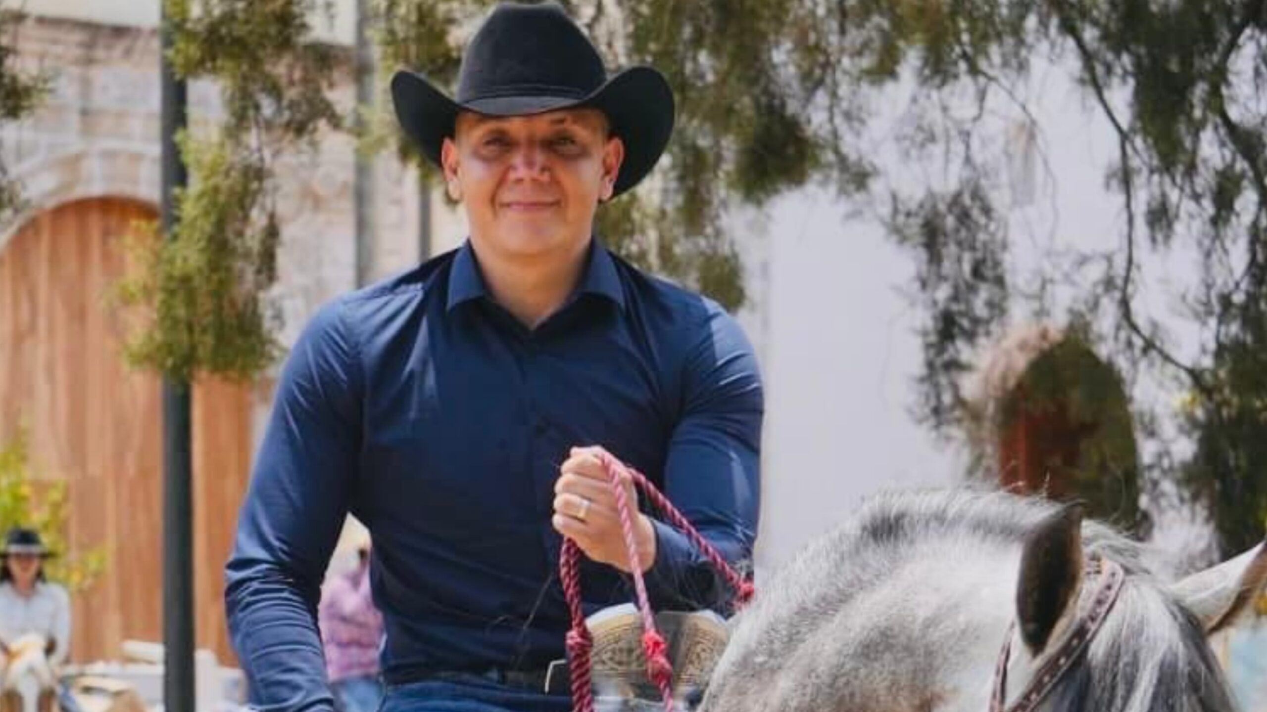 Emotiva cabalgata reúne a más de 250 jinetes en Ocuituco por el día de la Santa Cruz